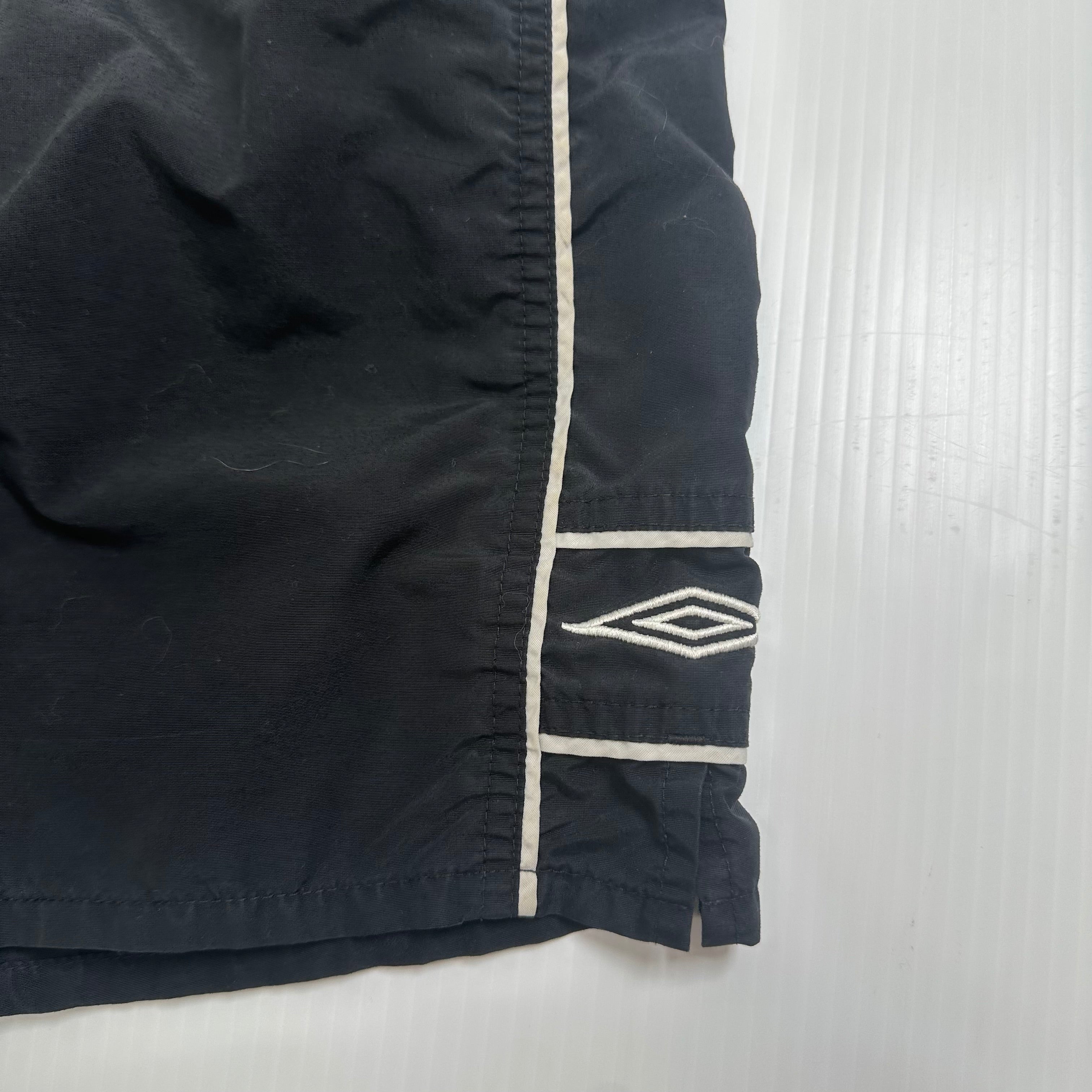 Vintage Umbro Mini Logo Athletic Shorts Youth M
