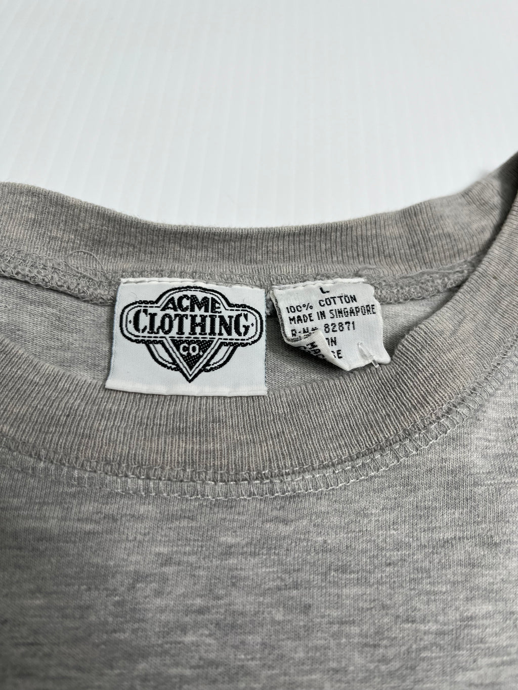 Vintage Acme Clothing Bugs & Daffy Pocket Tee L