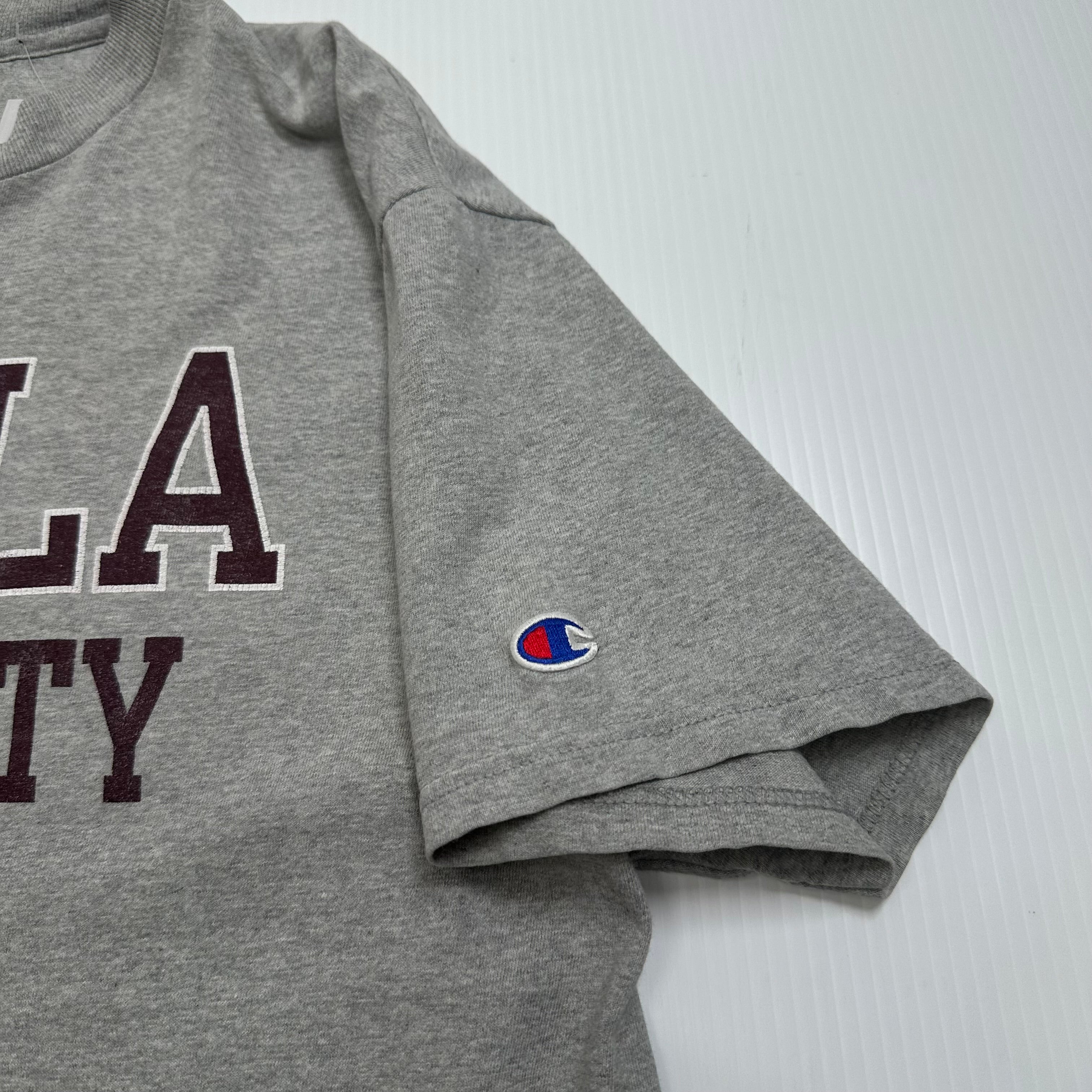 Vintage Champion Loyola University Graphic Tee L