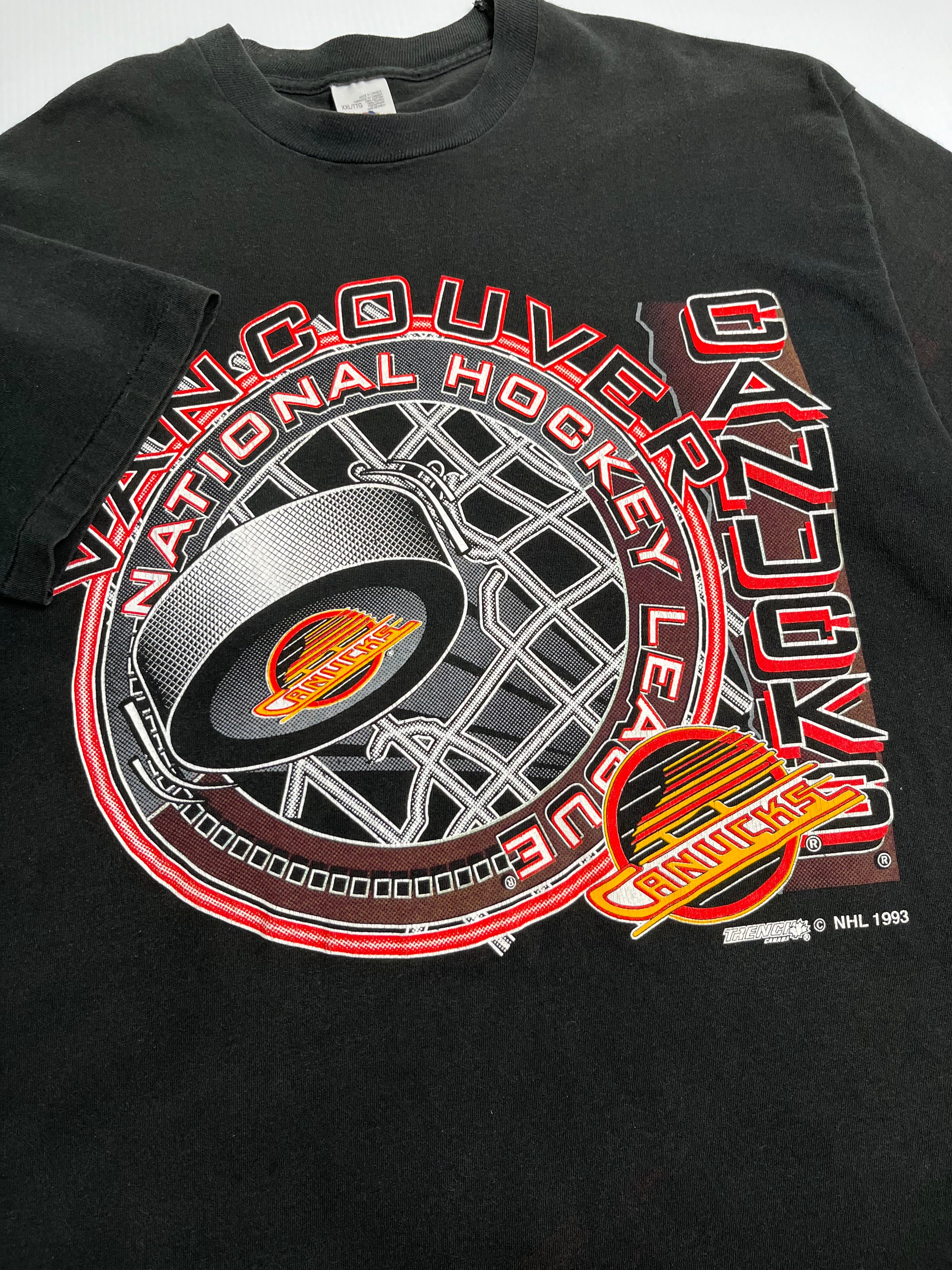 1993 Vancouver Canucks Puck Graphic Tee XXL