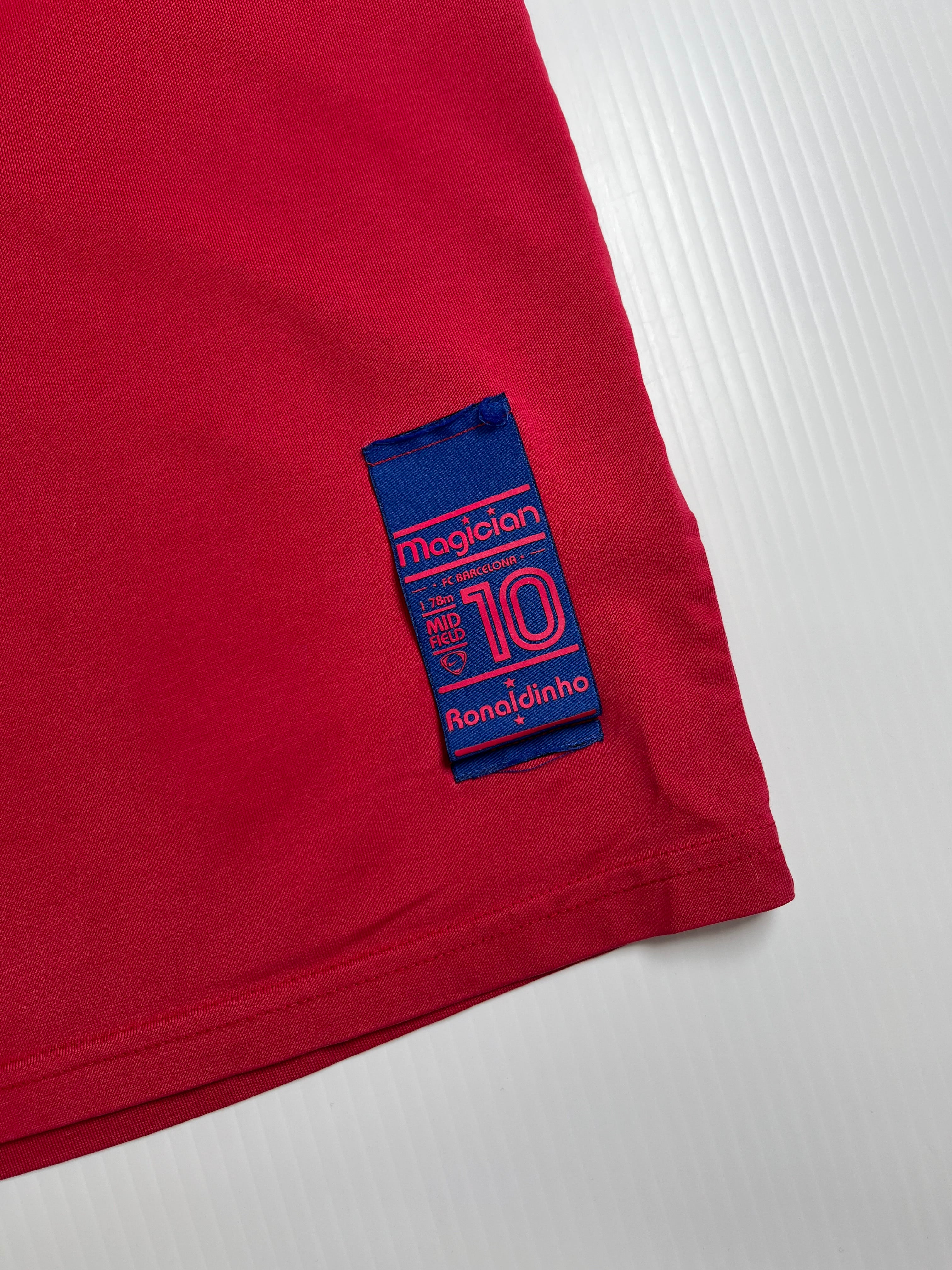 Vintage Nike R10 Ronaldinho Barcelona Football Tee XL