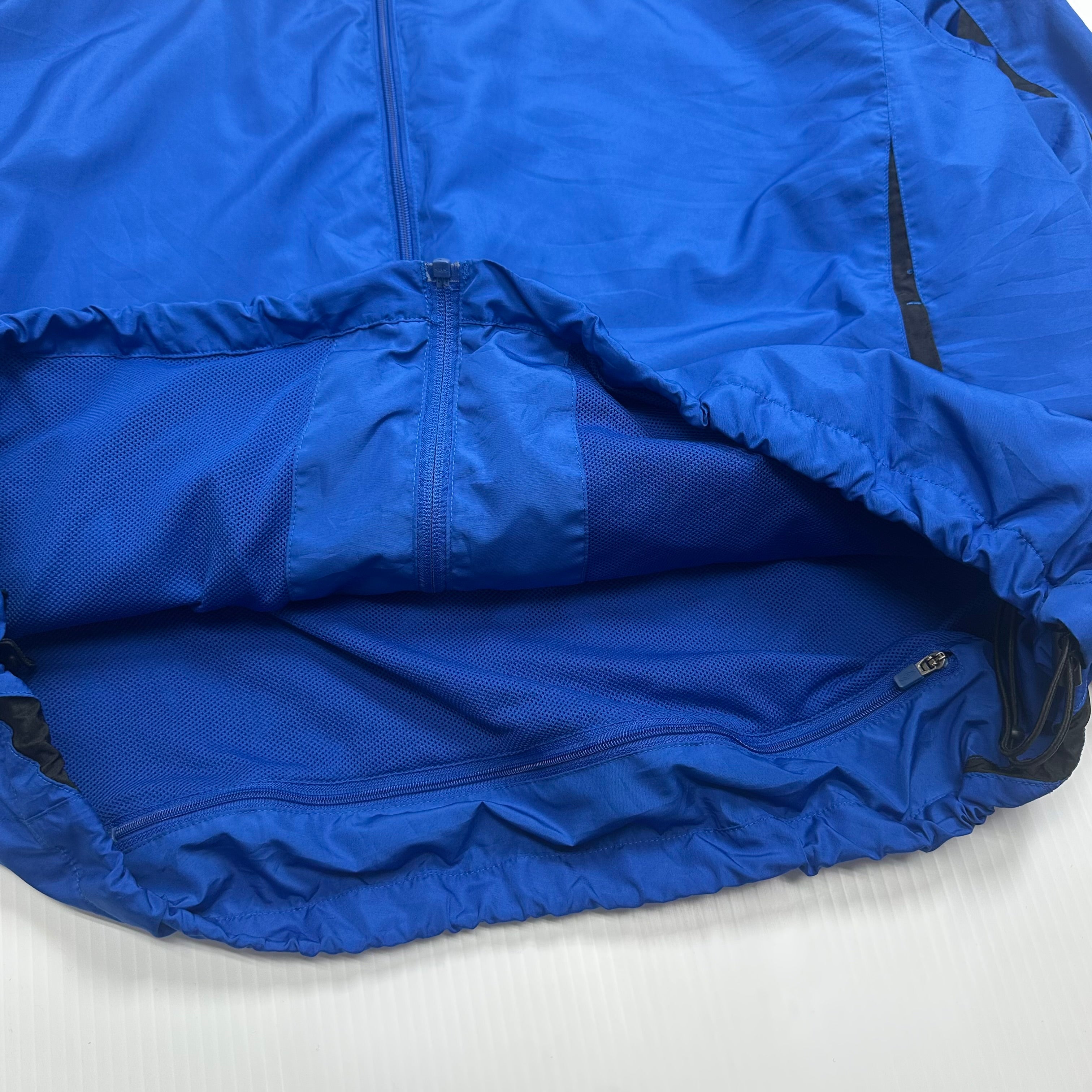 Vintage Umbro Vancouver Whitecaps MLS Light Jacket XL