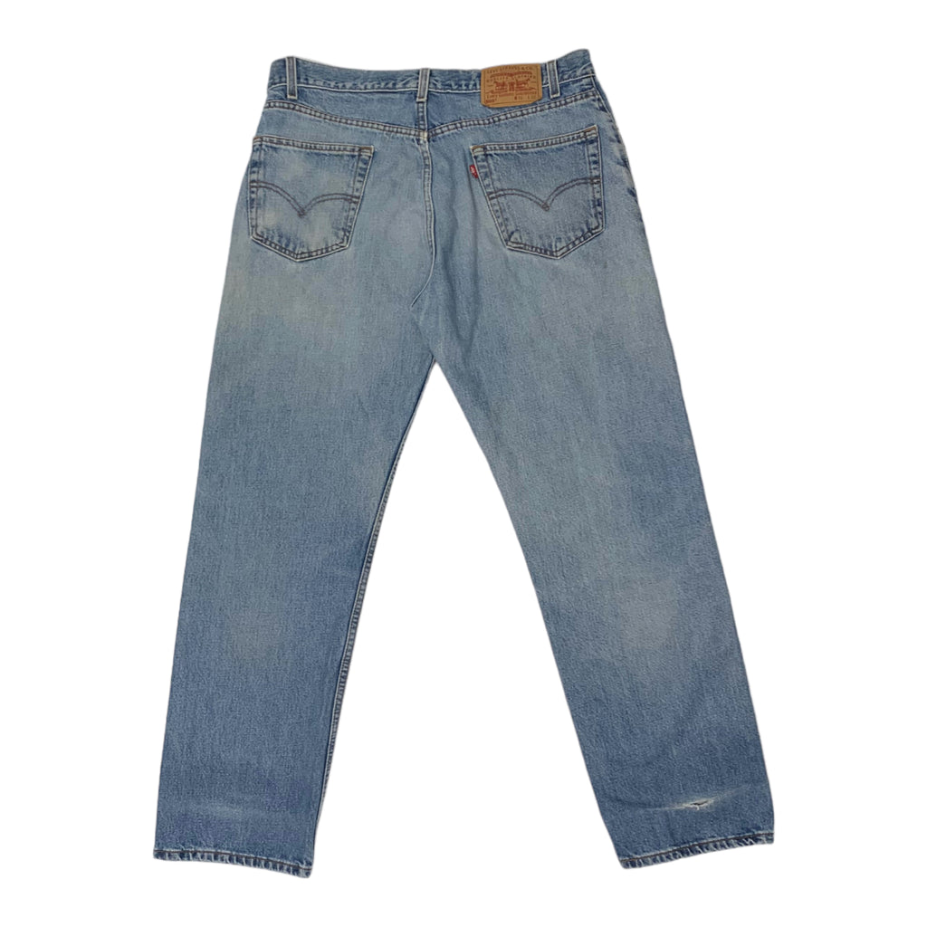 Vintage Light Wash Levi’s 505 36