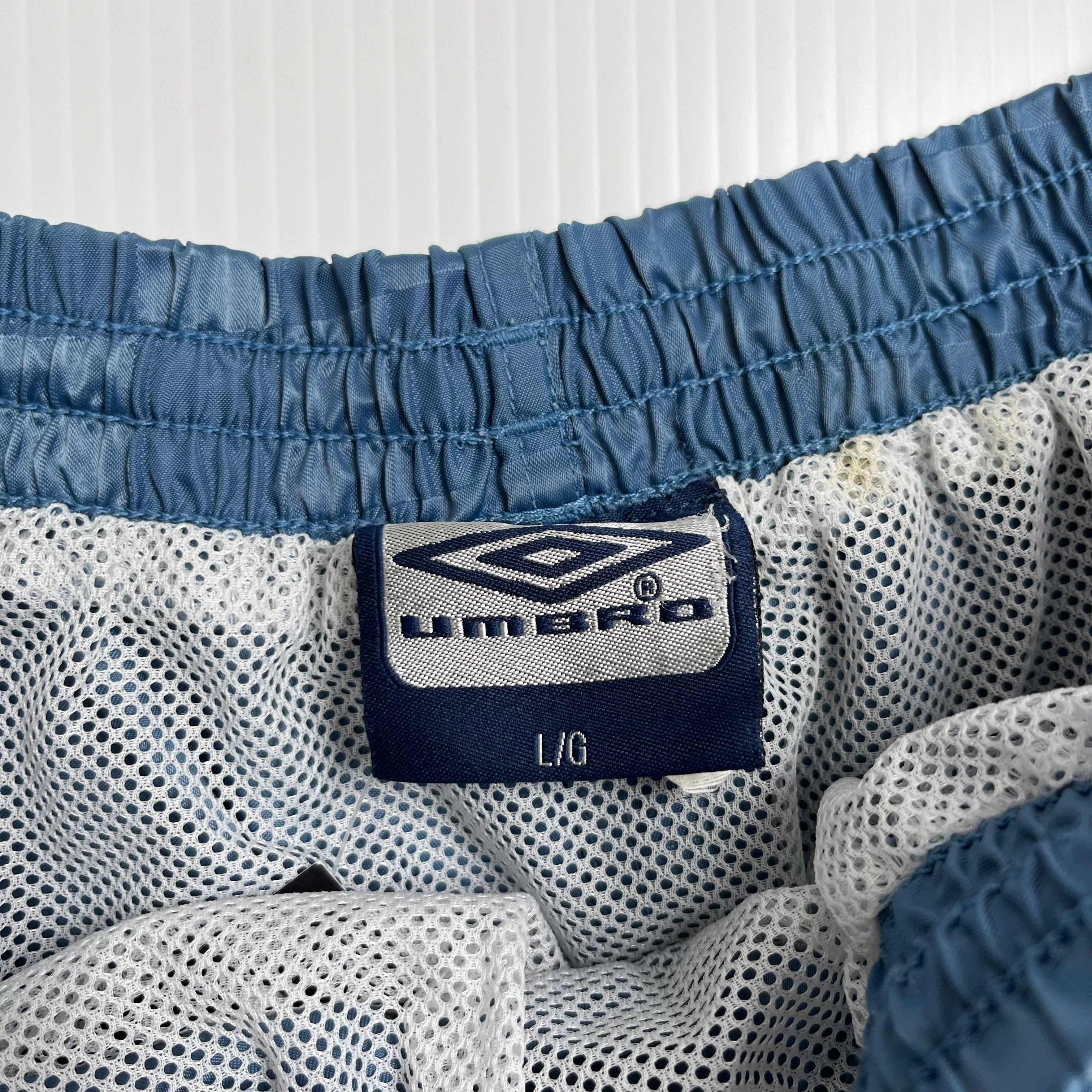 Vintage Umbro Checkered Athletic Shorts L