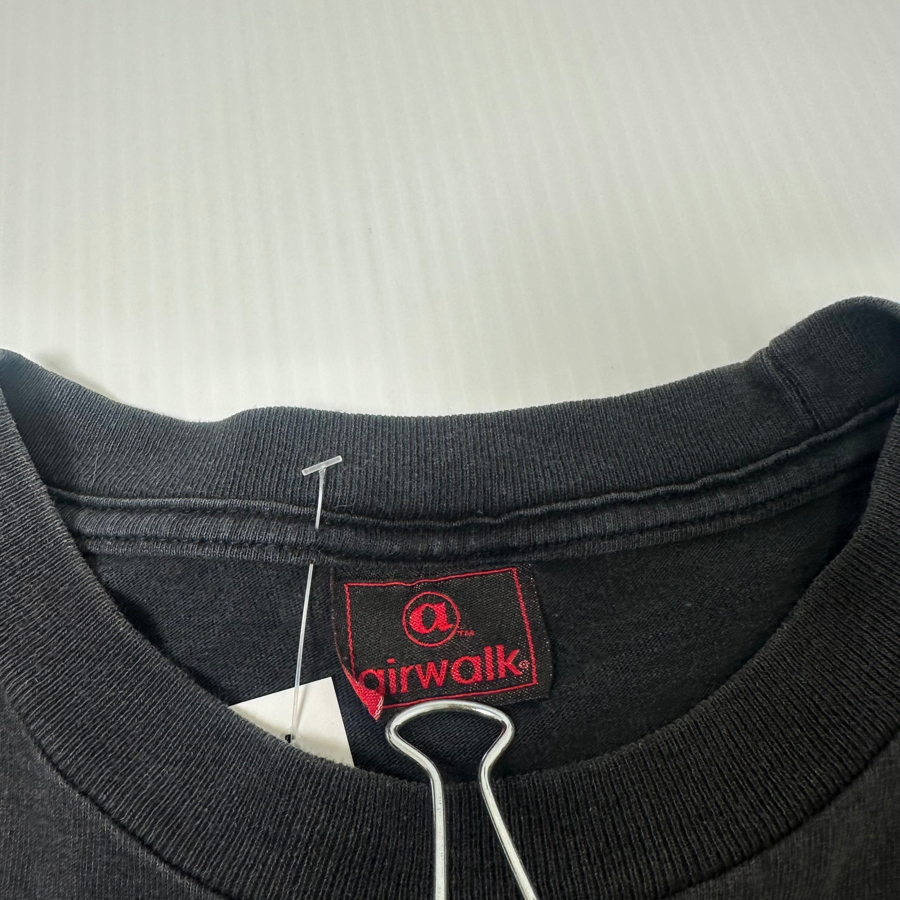 Y2K Airwalk Classic Car Skate Tee L