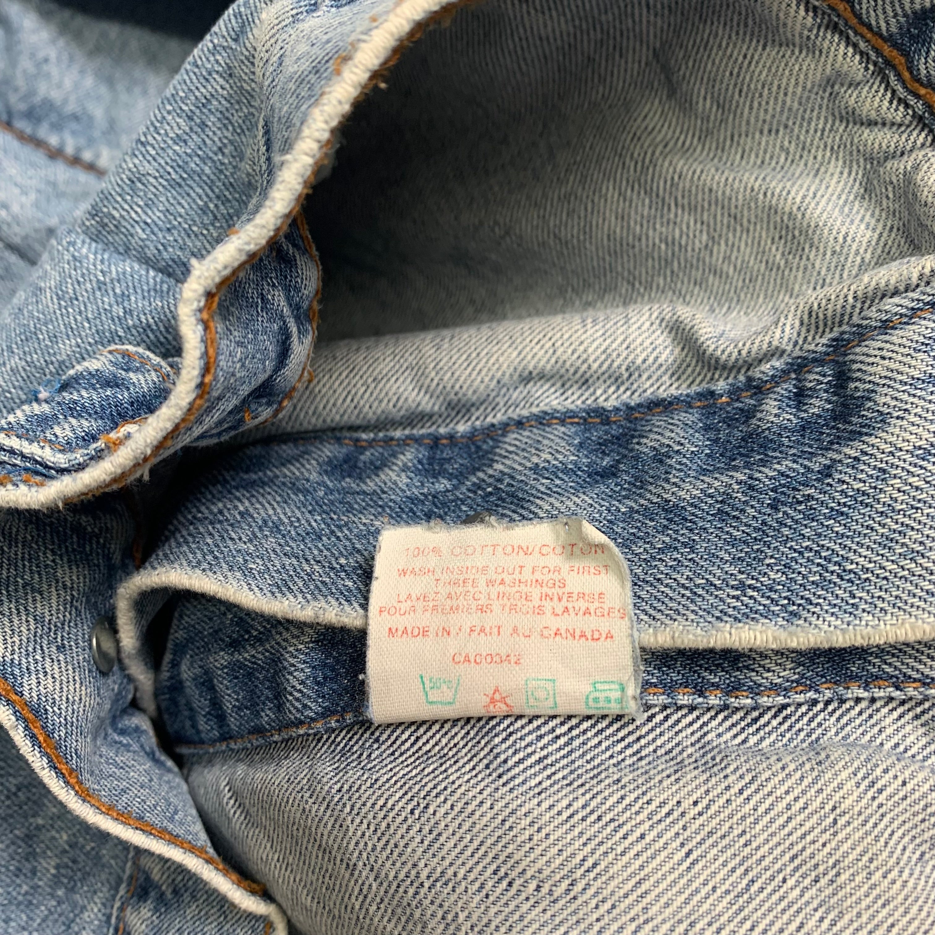 Vintage Light Wash Levi's Denim Jacket Women's XL