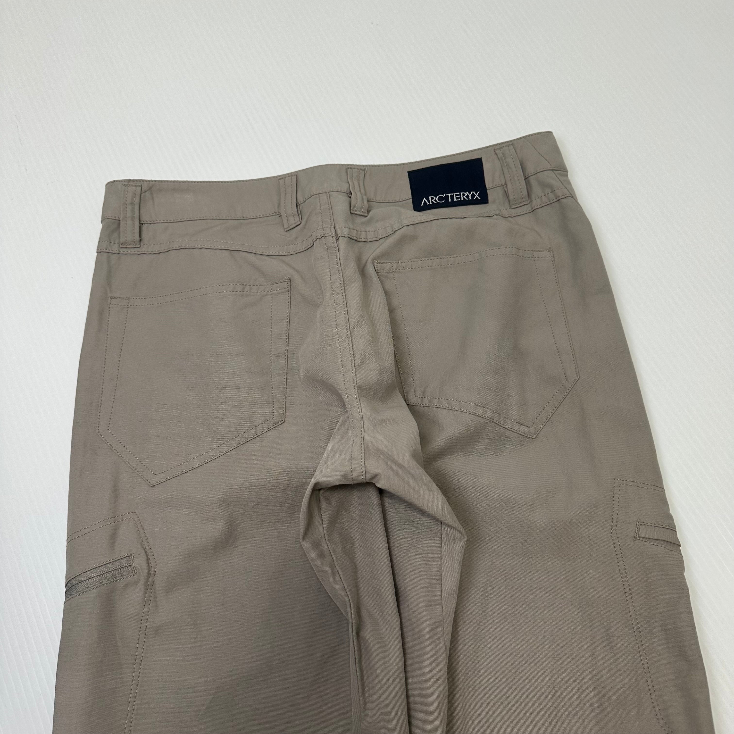 Arc'teryx Light Cargo Pants Women's 8