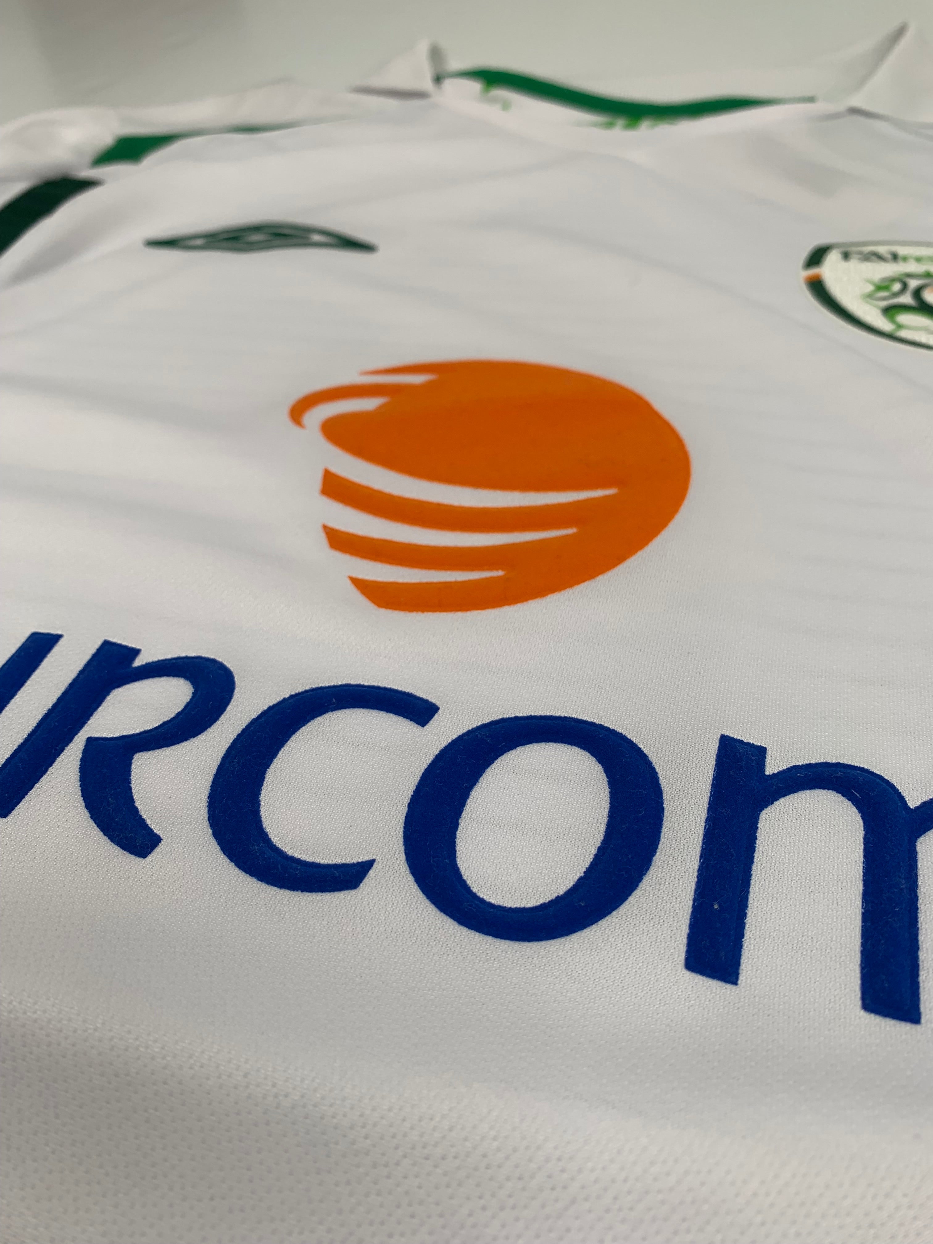 2006 Umbro Ireland Away Kit L