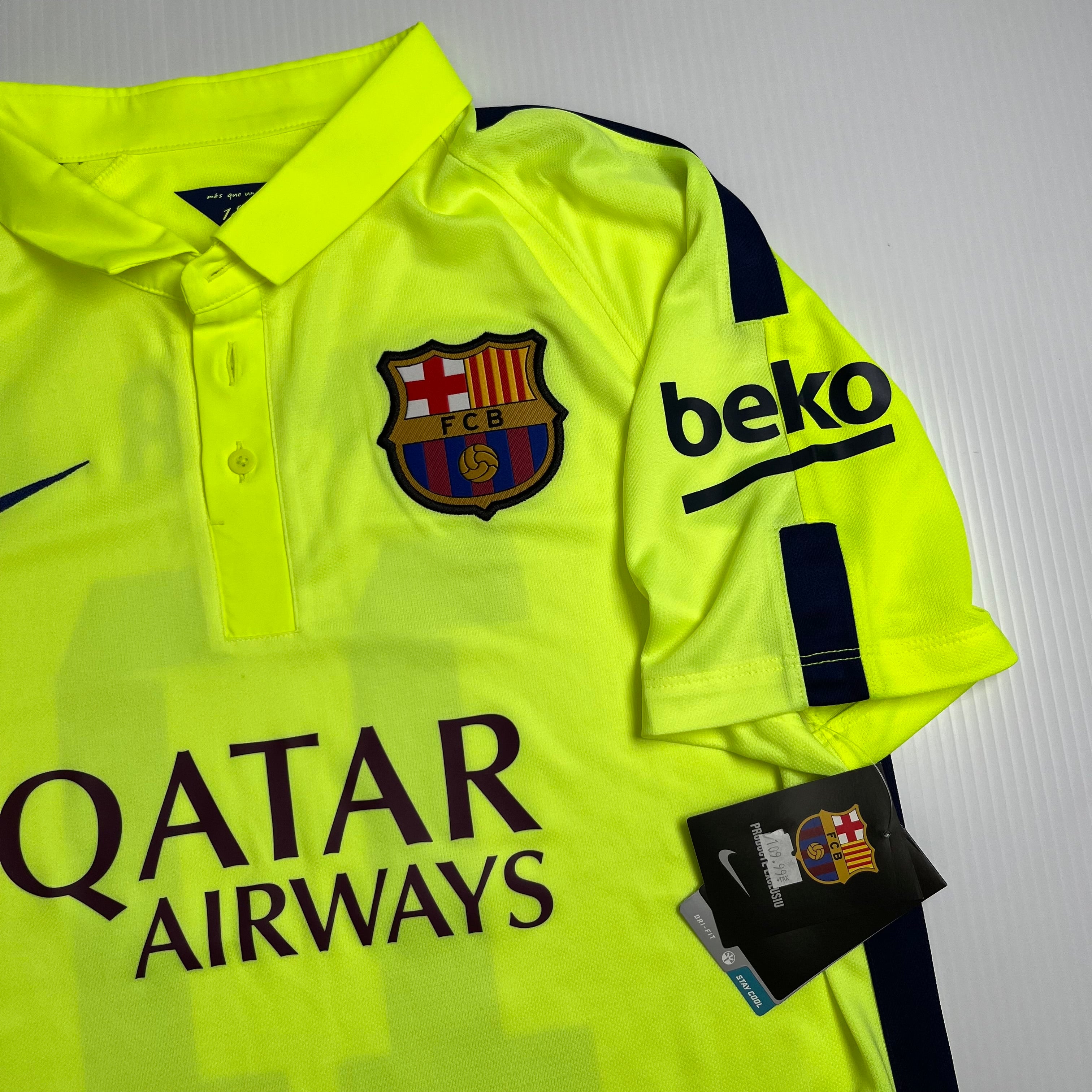 2014-15 Nike Barcelona Neymar Jr. Third Kit M