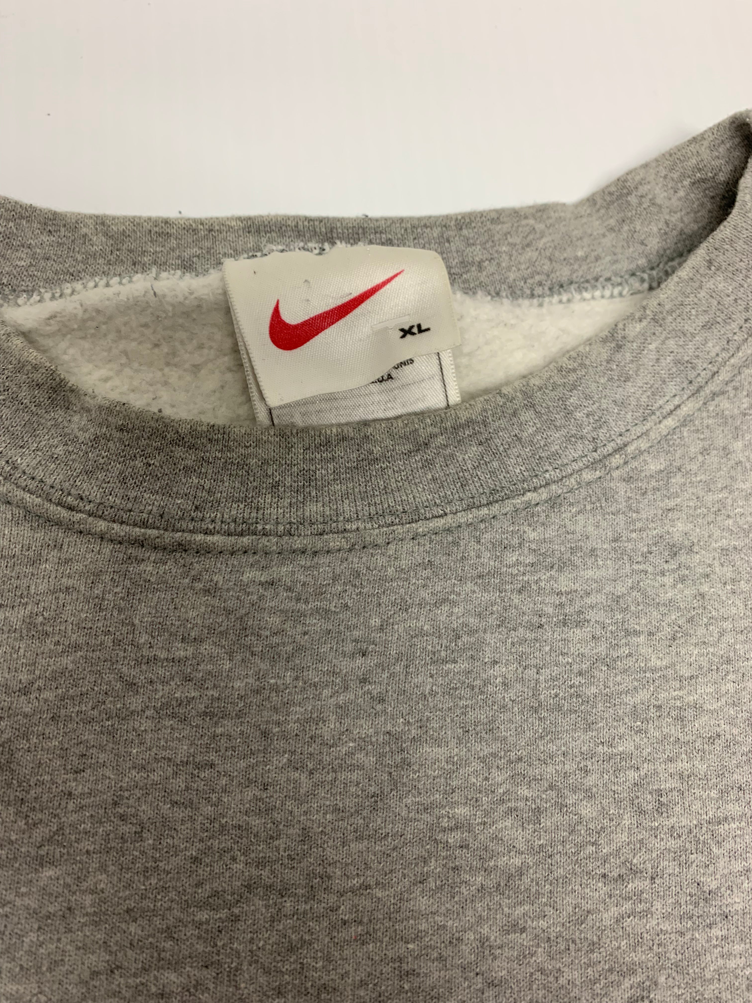 90’s Grey Nike Swoosh Crewneck XL