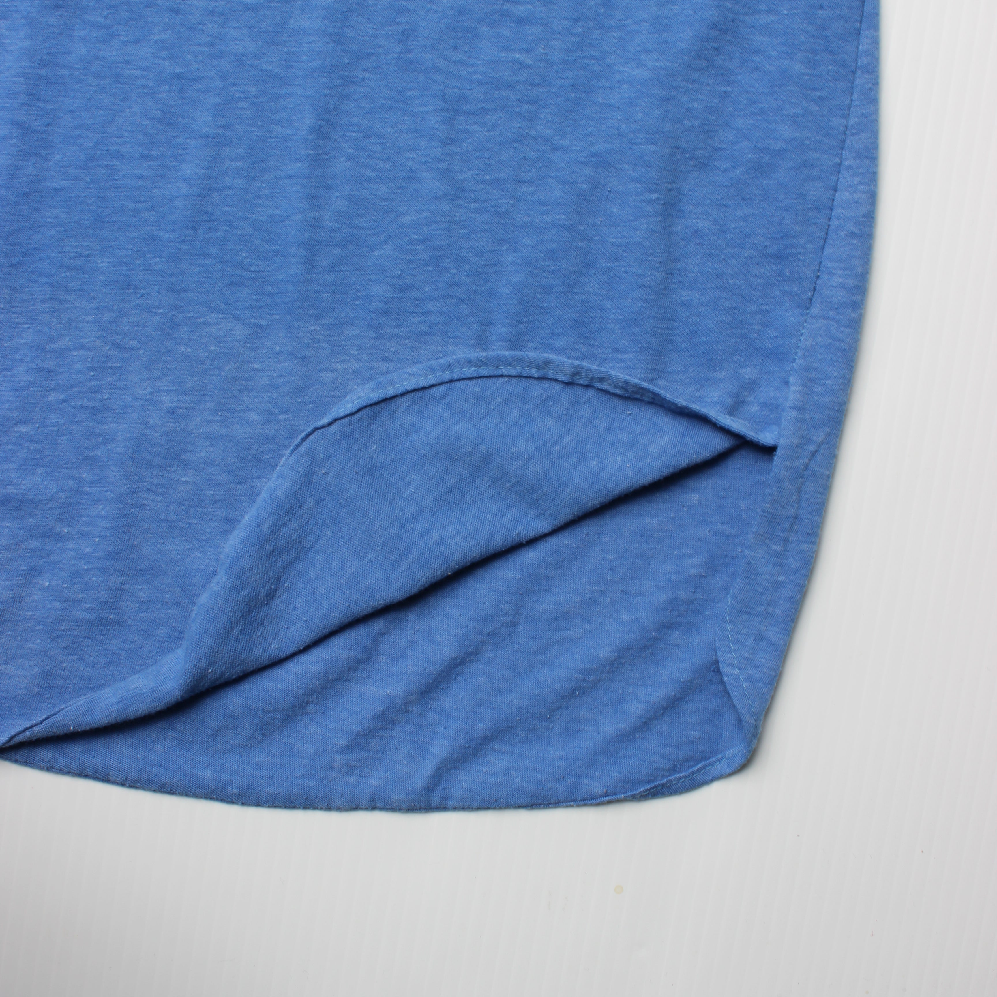 Vintage 77 Raglan Graphic Tee M