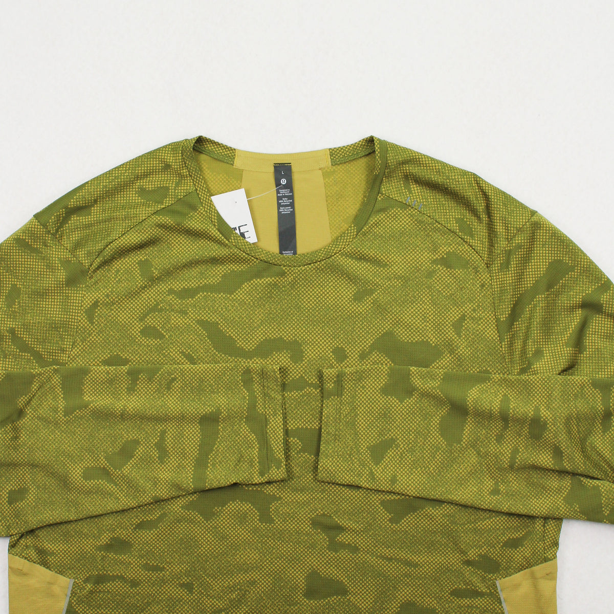 Lululemon Camouflage Athletic Shirt L