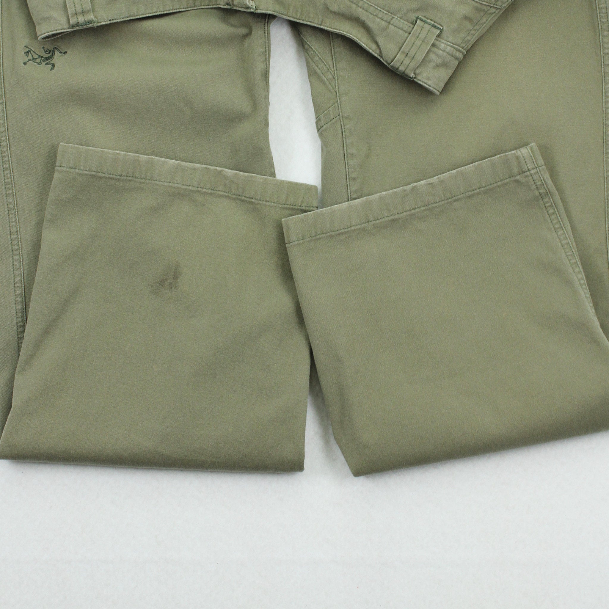 Arc'teryx Relaxed Fit Pants 36