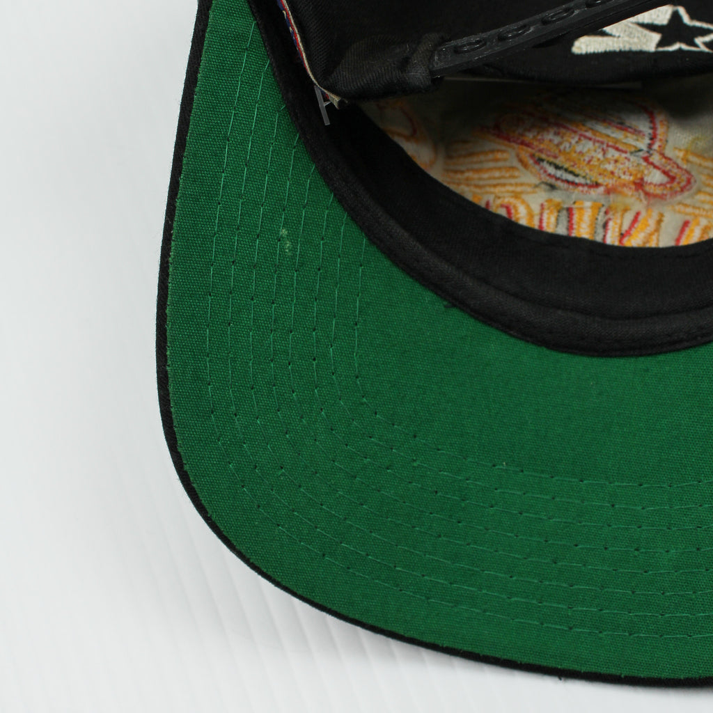 Vintage Starter Vancouver Canucks Snapback Hat