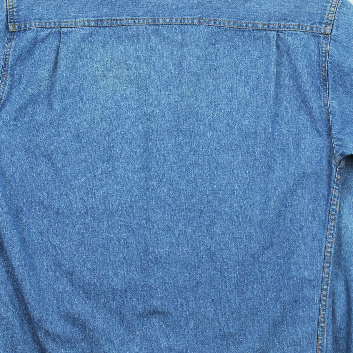 Vintage Levi's Medium Wash Denim Button Up Shirt S