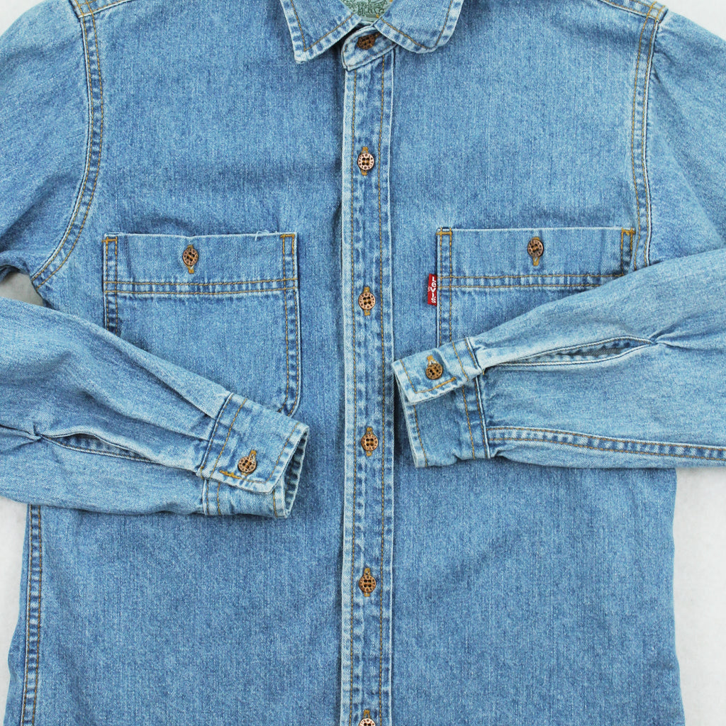 Vintage Levi's Medium Wash Denim Button Up Shirt S