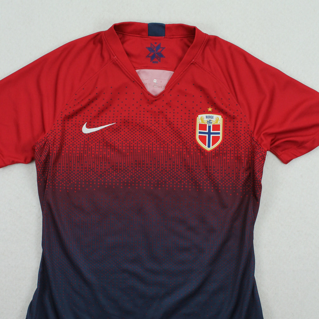 2019 Nike Norway Women's Home Kit M