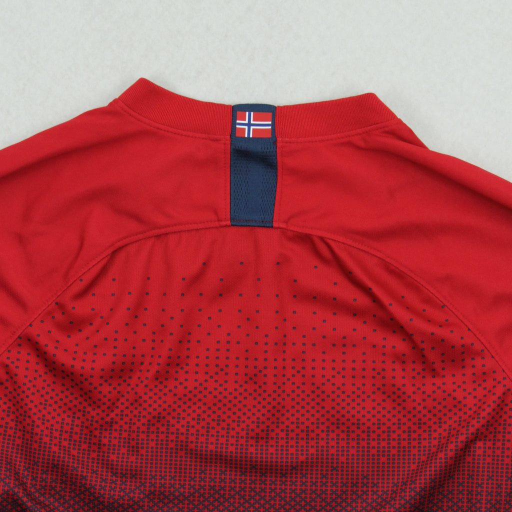 2019 Nike Norway Women's Home Kit M