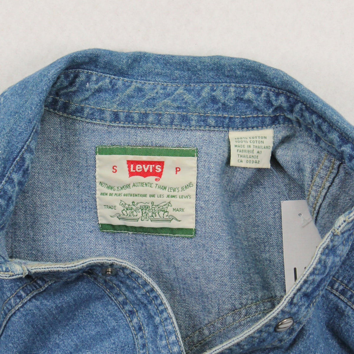 Vintage Levi's Denim Button Up Shirt S