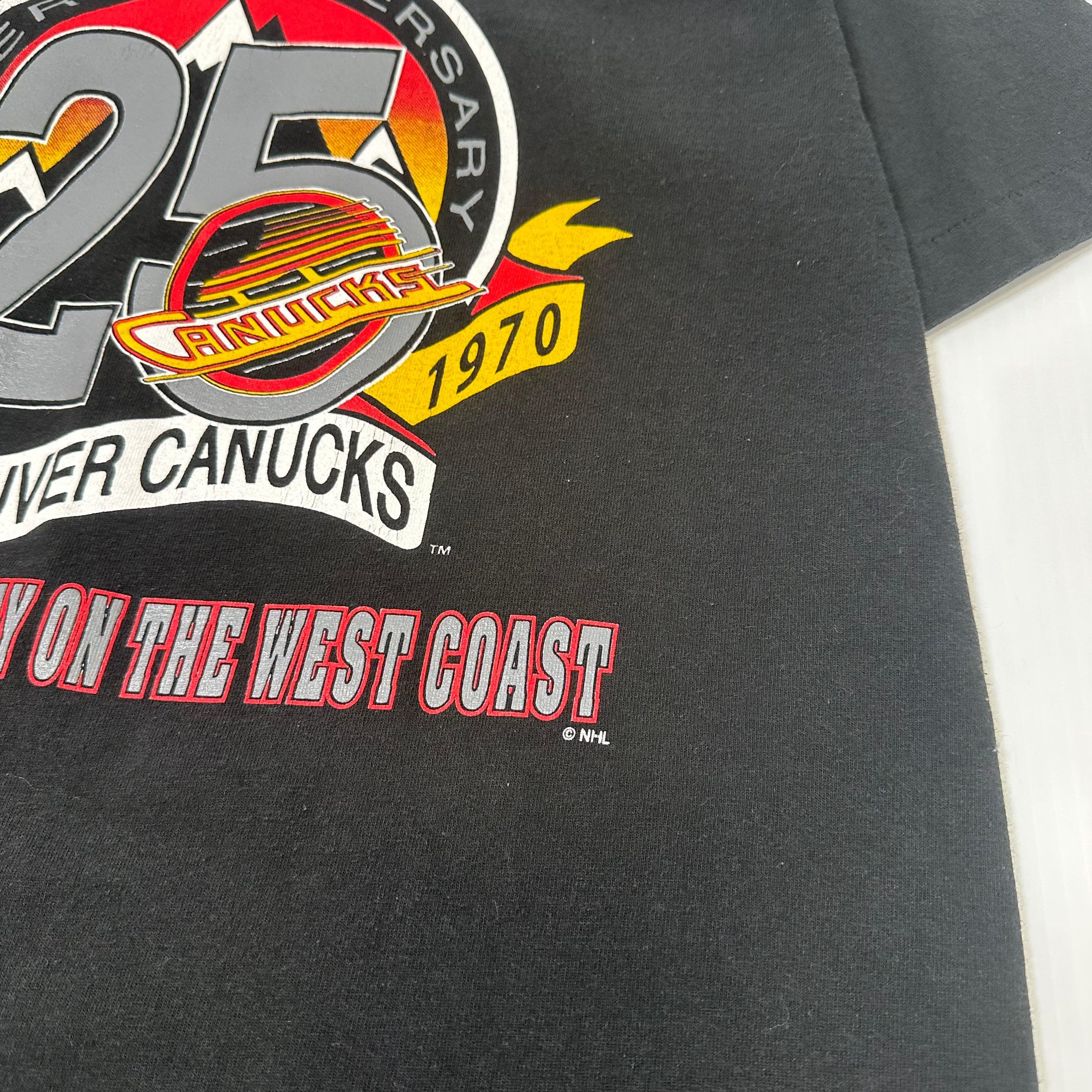 1995 Vancouver Canucks 25th Anniversary Graphic Tee M