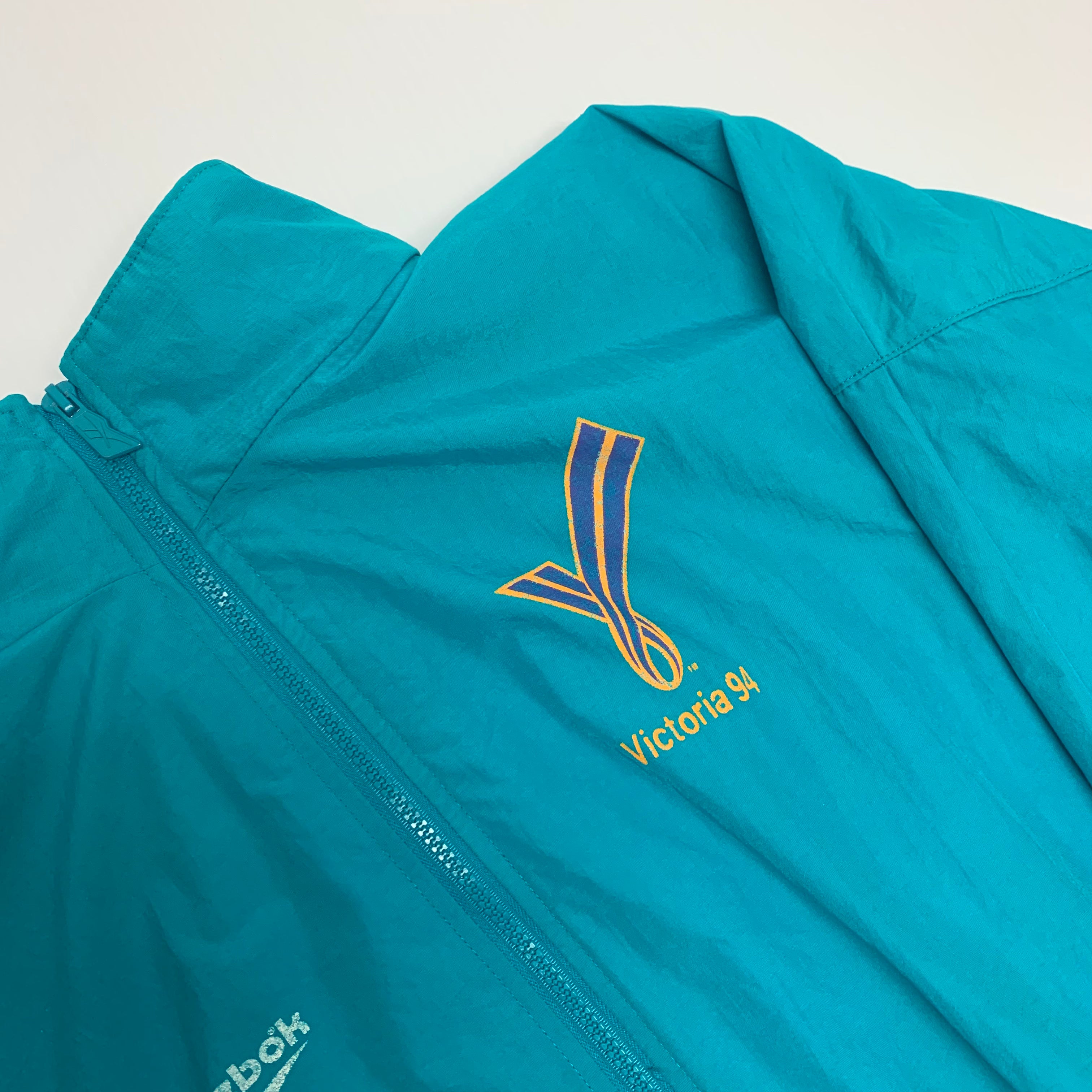 94 Victoria Commonwealth Windbreaker 2XL