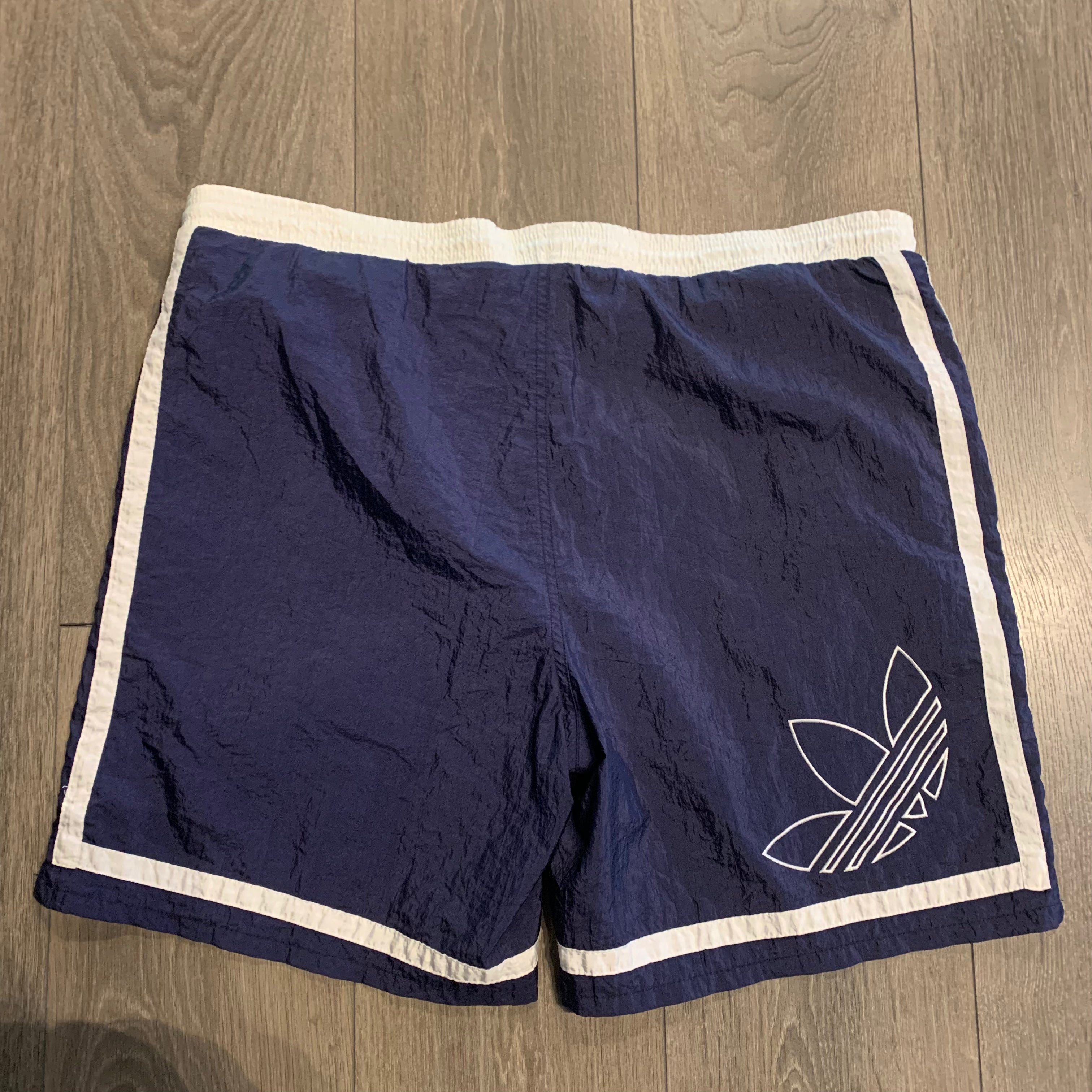 90s Adidas Shorts 37