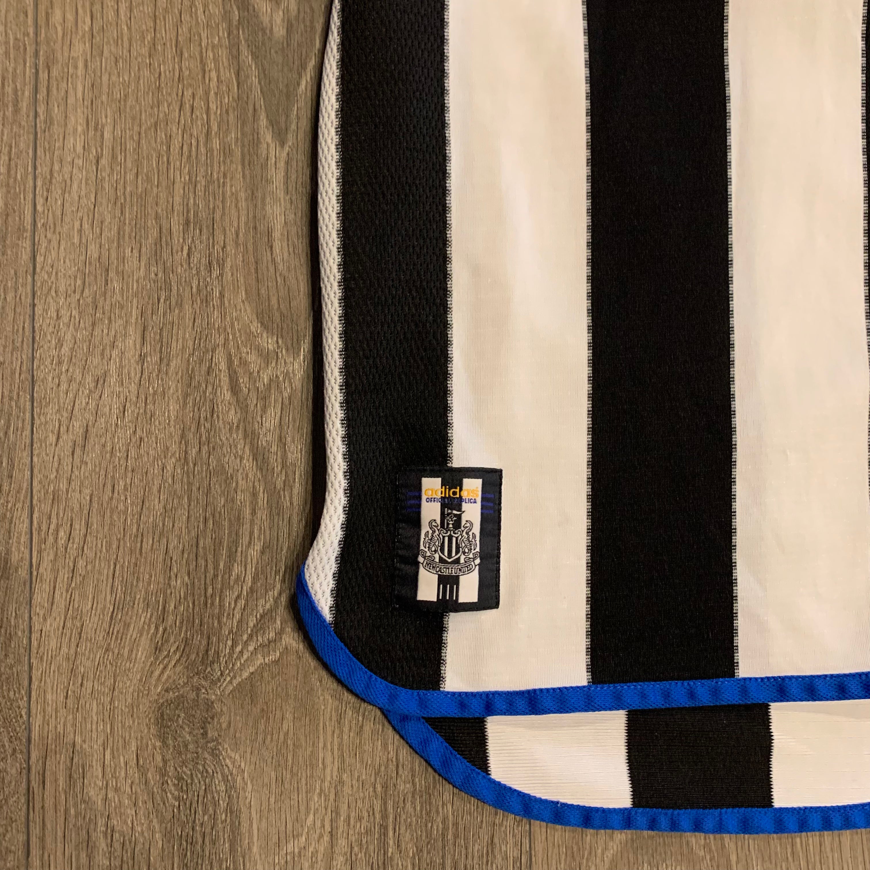 1999-00 Adidas Newcastle home jersey M