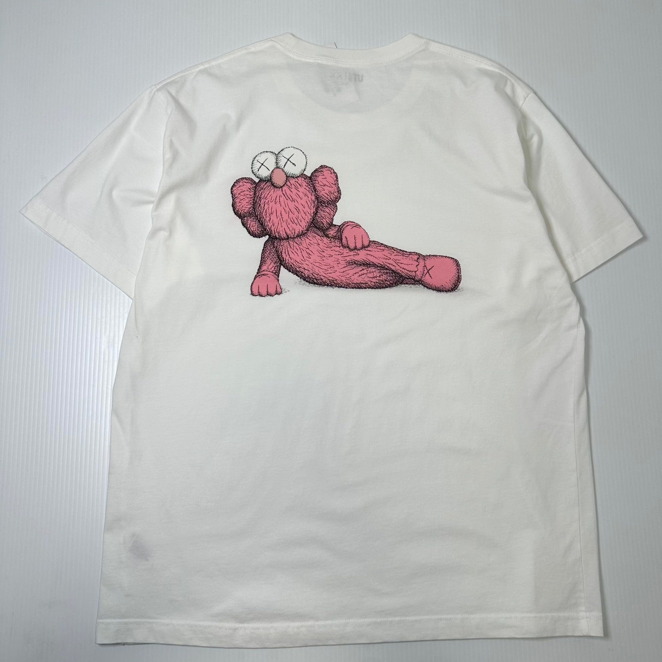 KAWS X Uniqlo Character Graphic Tee XL