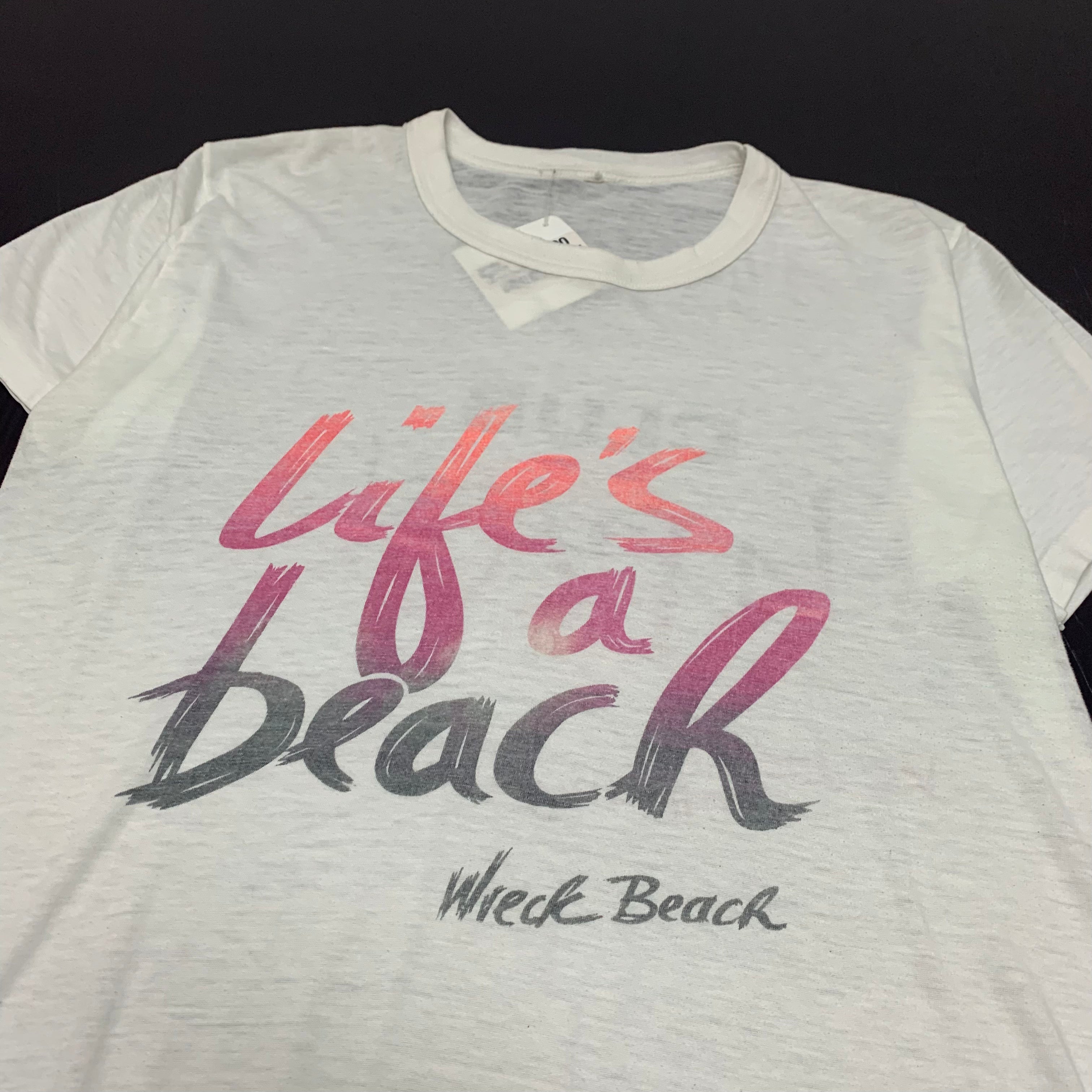 Vintage Life’s A Beach Wreck Beach Tee M