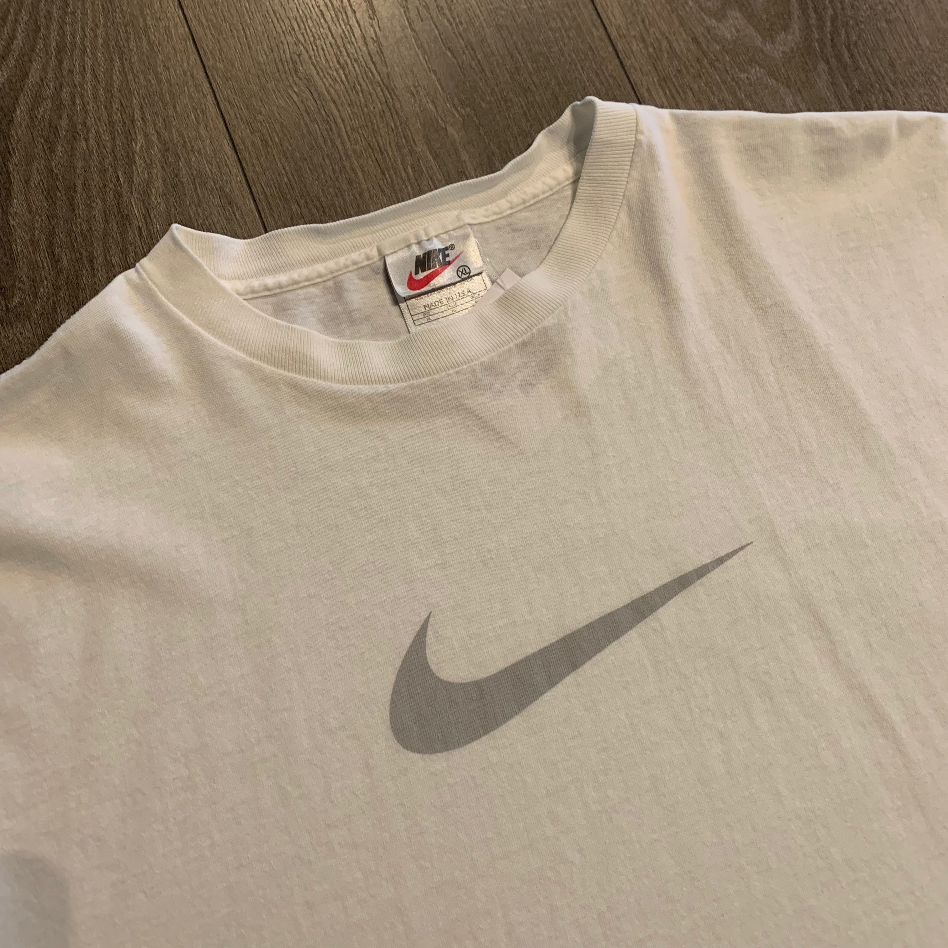 90s Nike Big Swoosh Tee XL
