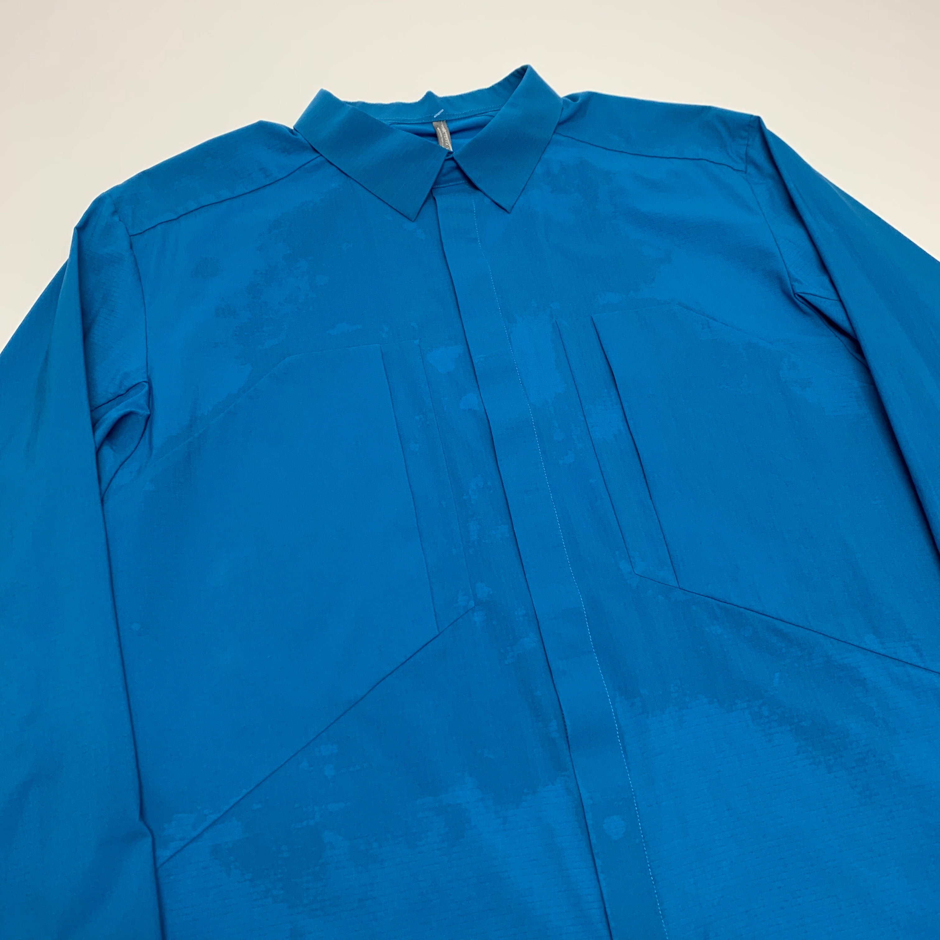 Arc’teryx Veilance Blue Button Up M