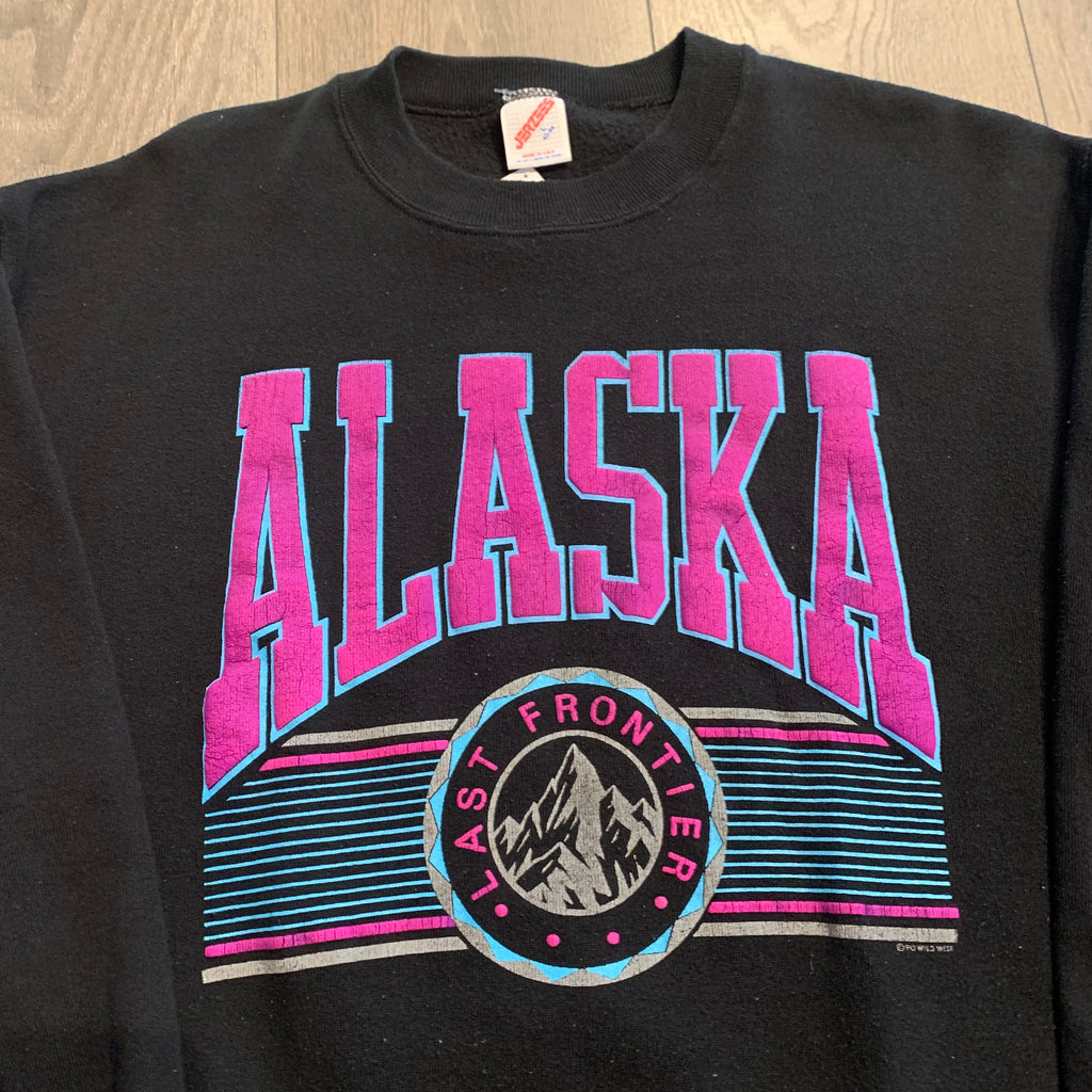 Alaska Black Crewneck L