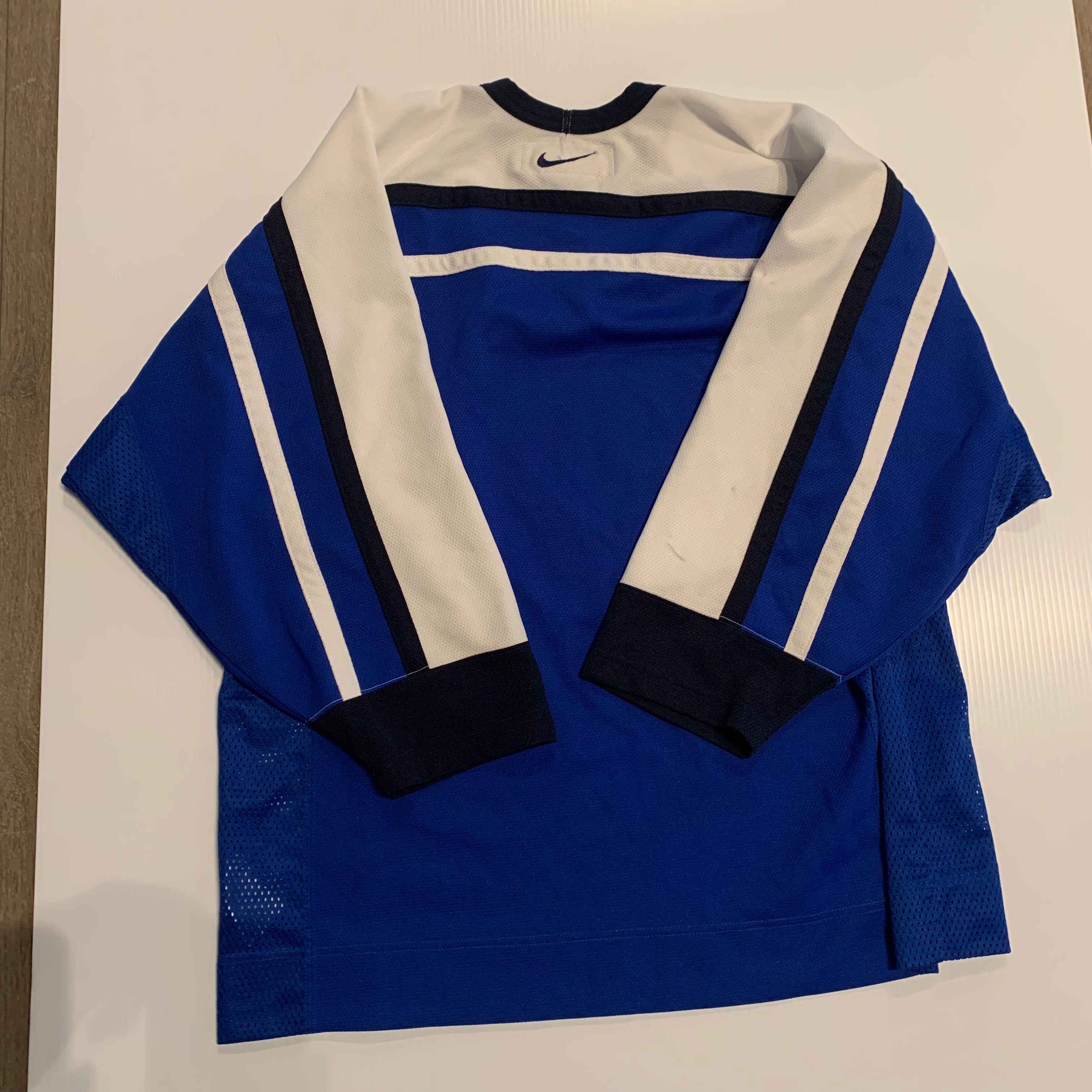 Vintage Nike Finland Hockey Jersey L