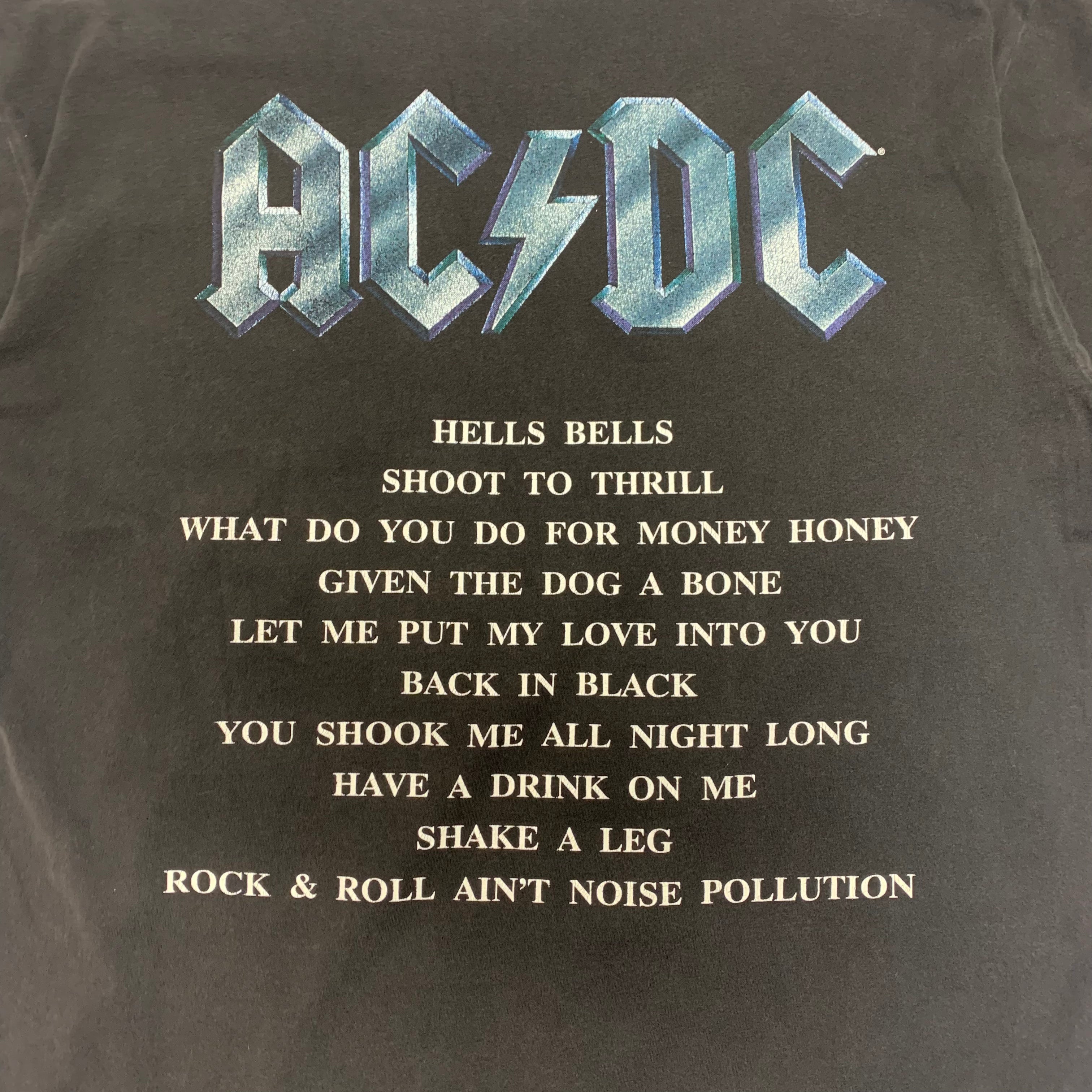 2001 AC/DC Back In Black Tee L
