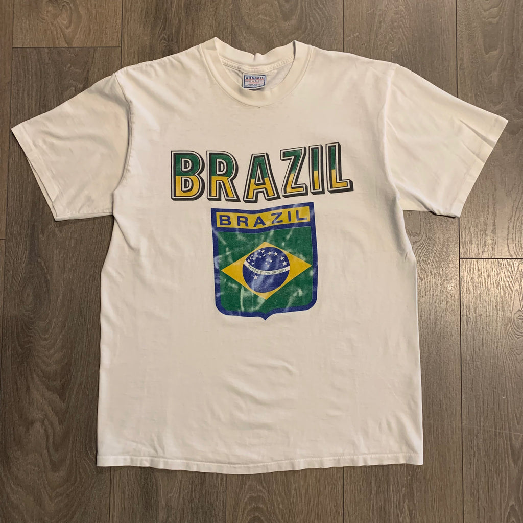 Vintage Brazil International futbol tee L