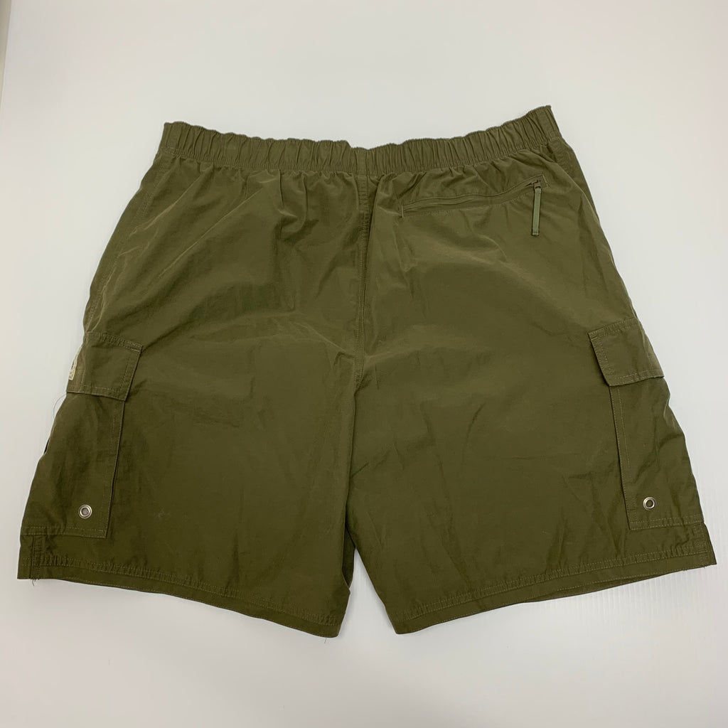 Disneyland Cargo Shorts XL