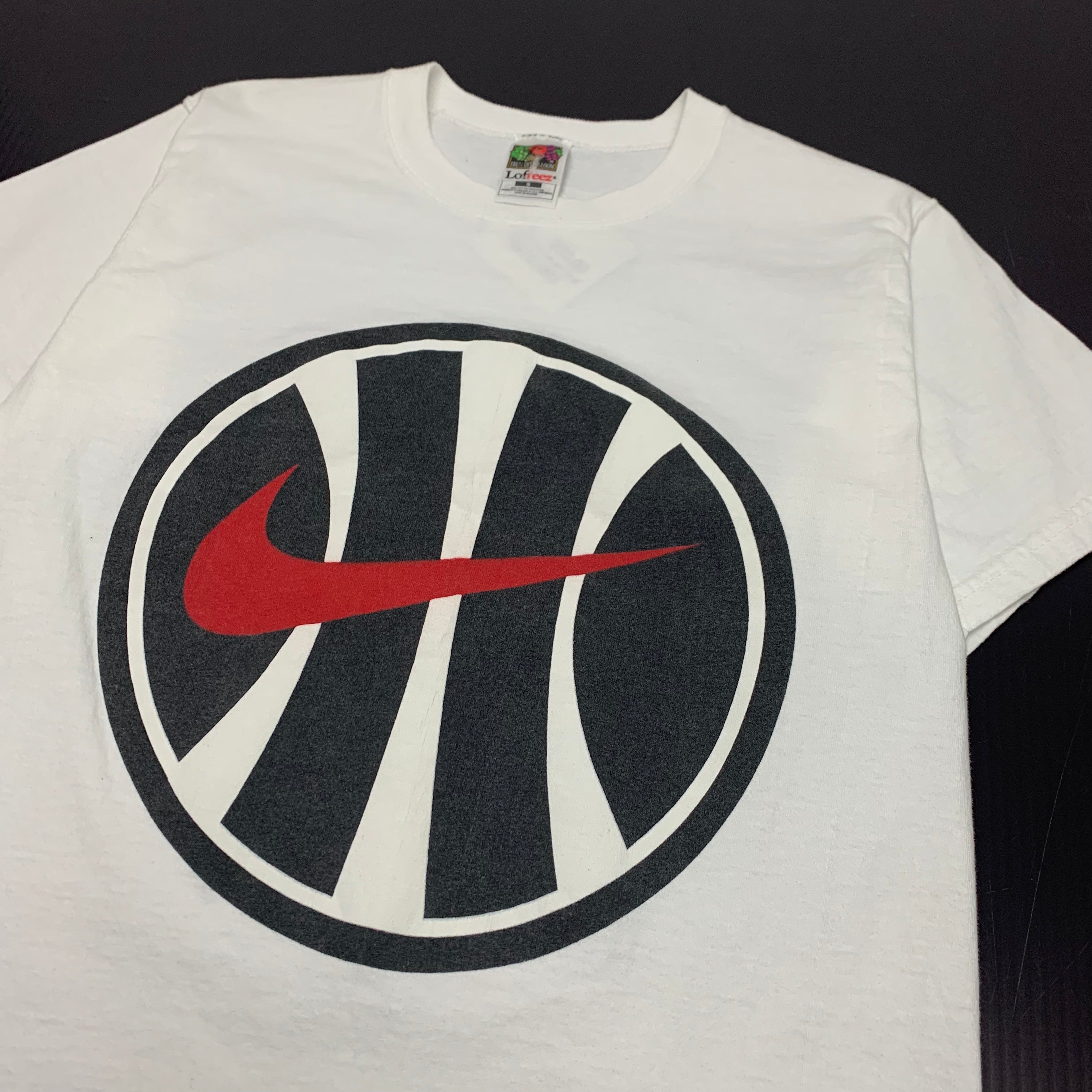 Nike Basketball Big Swoosh Tee S