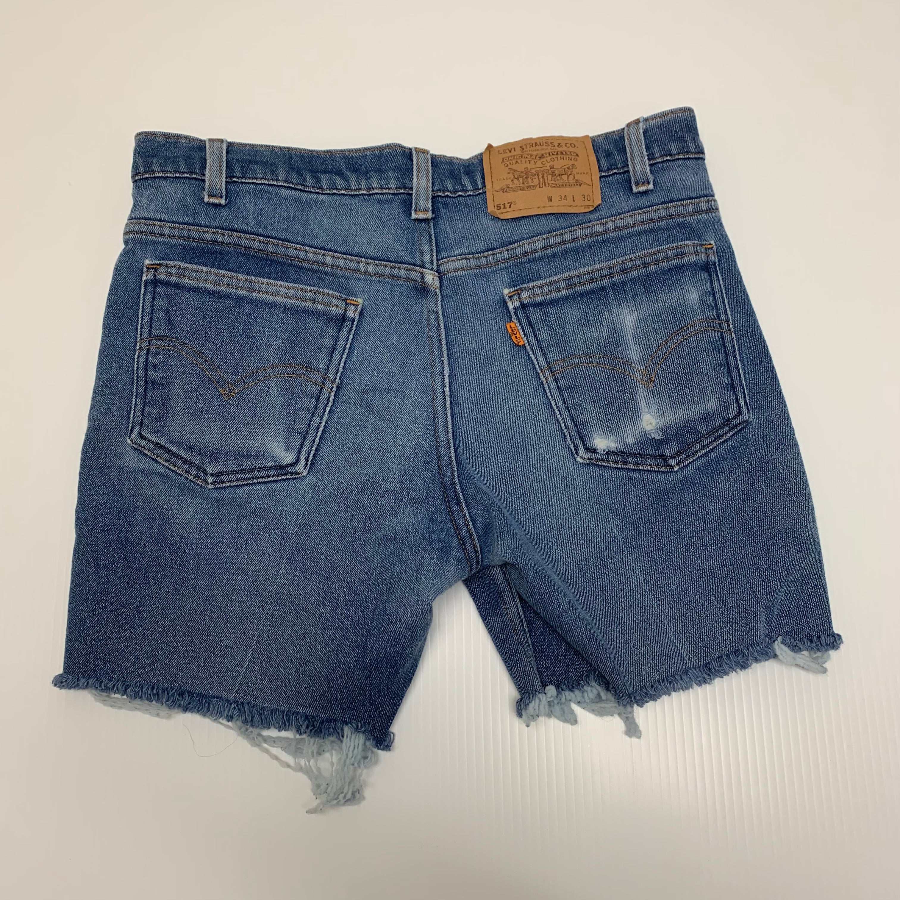 90s Levi’s Orange Tab Shorts 34