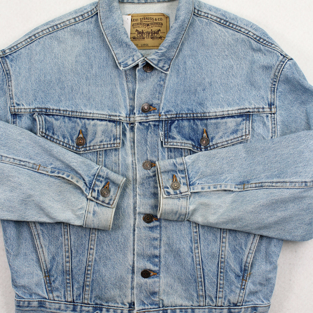 Vintage Levi's White Tab Light Wash Denim Jacket Women's L