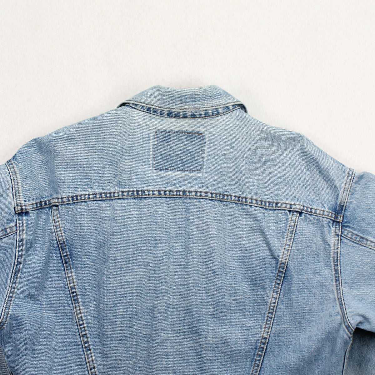 Vintage Levi's White Tab Light Wash Denim Jacket Women's L