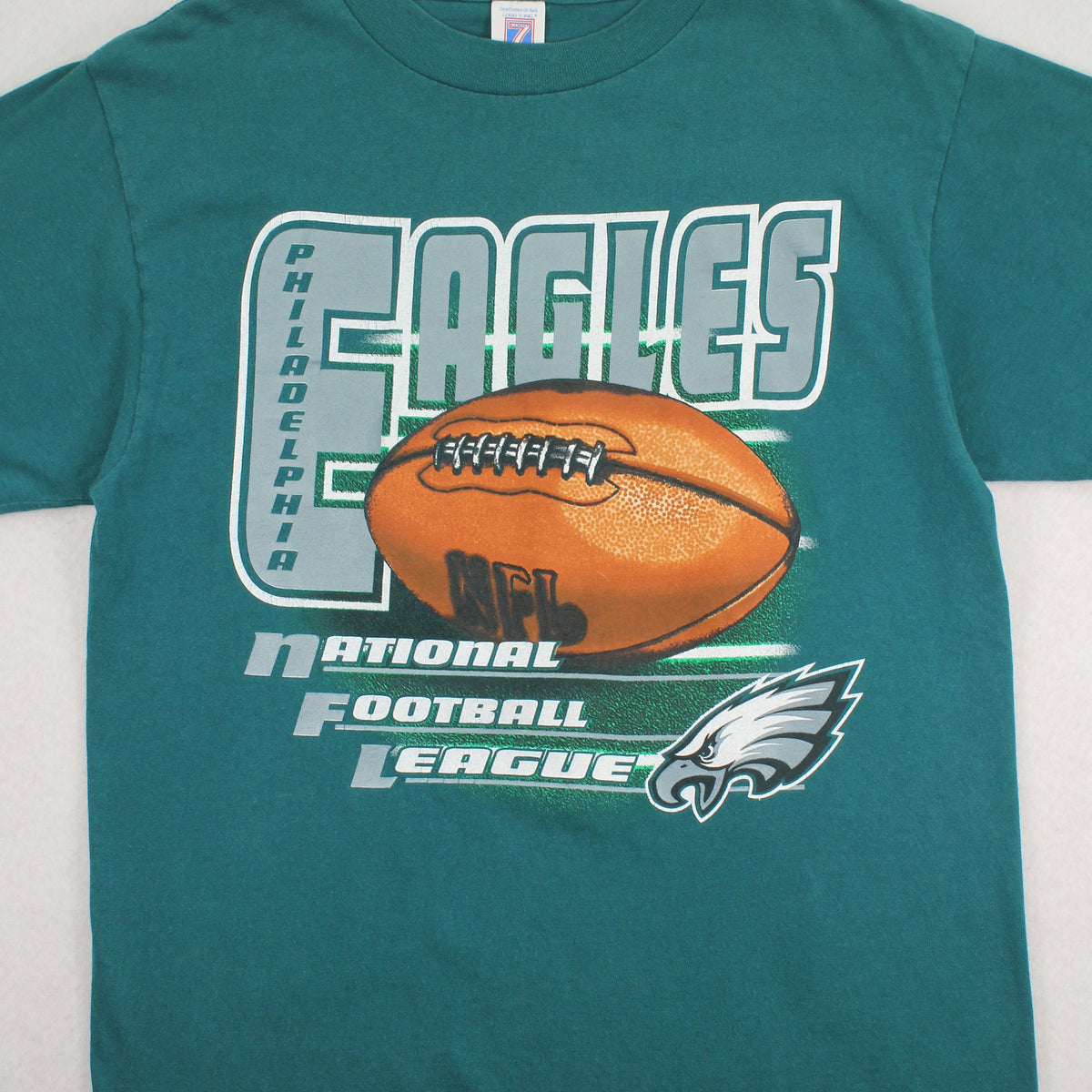 Vintage Logo 7 Philadelphia Eagles Graphic Tee L