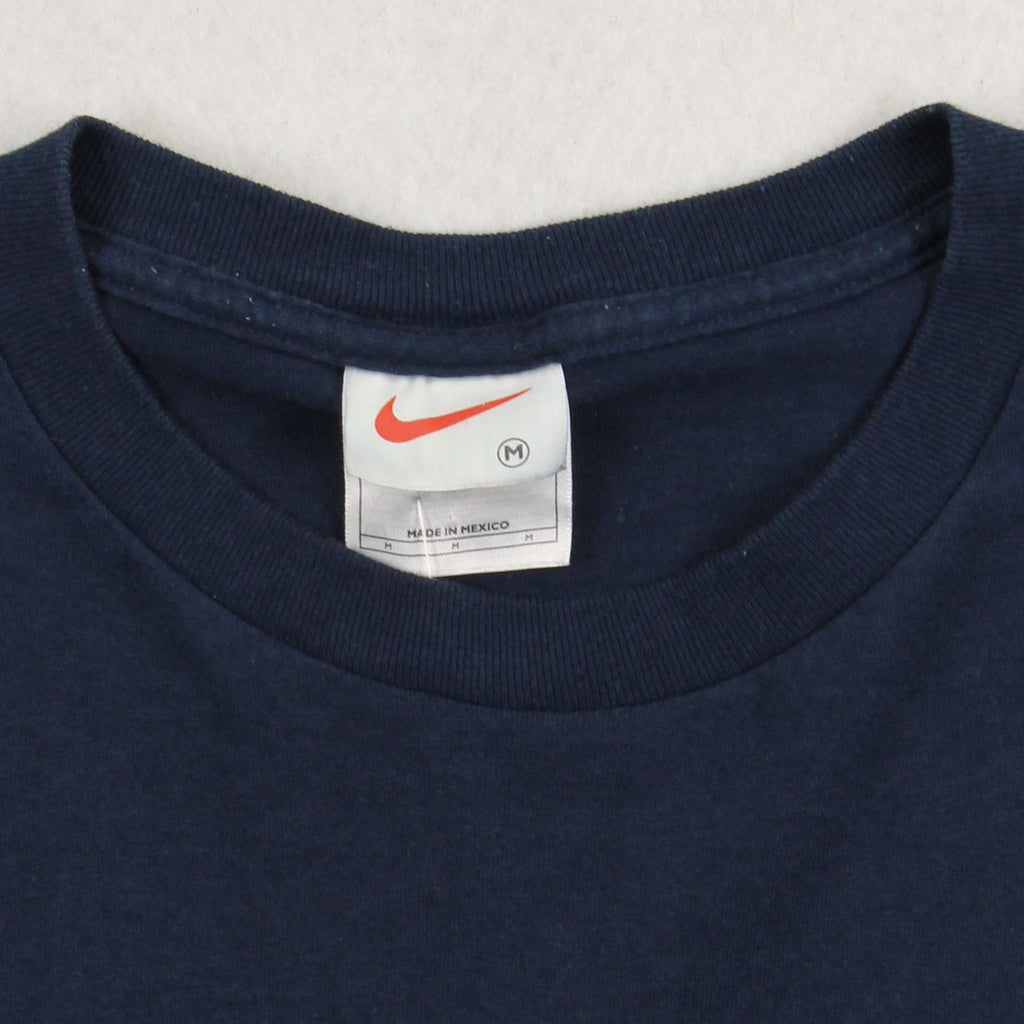 Vintage Nike Inc. Beaverton Star Graphic Tee M