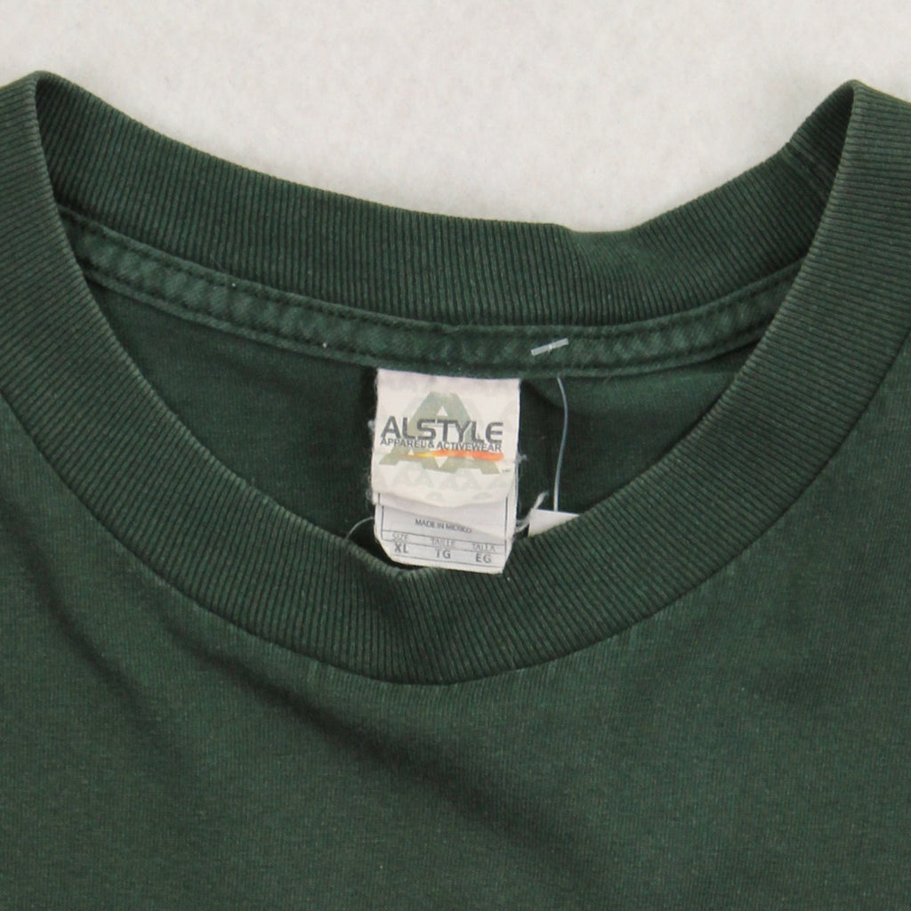 University Of Hawaii Warriors Graphic Tee XL
