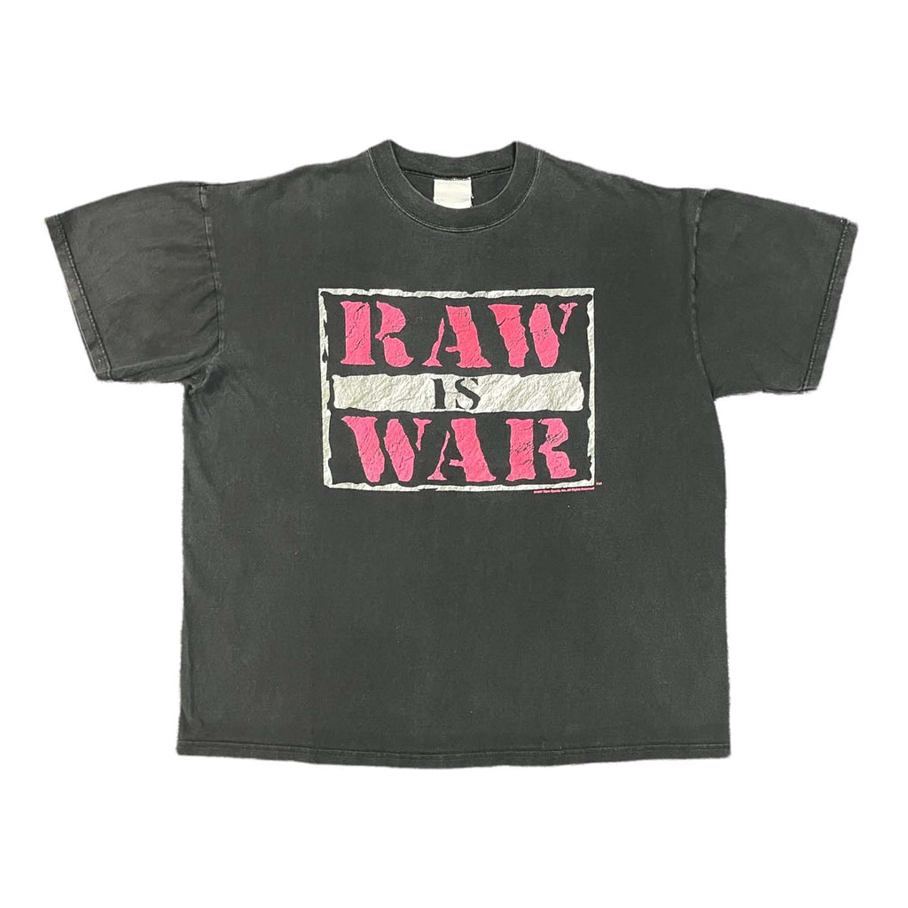 1997 Raw is War tee XL