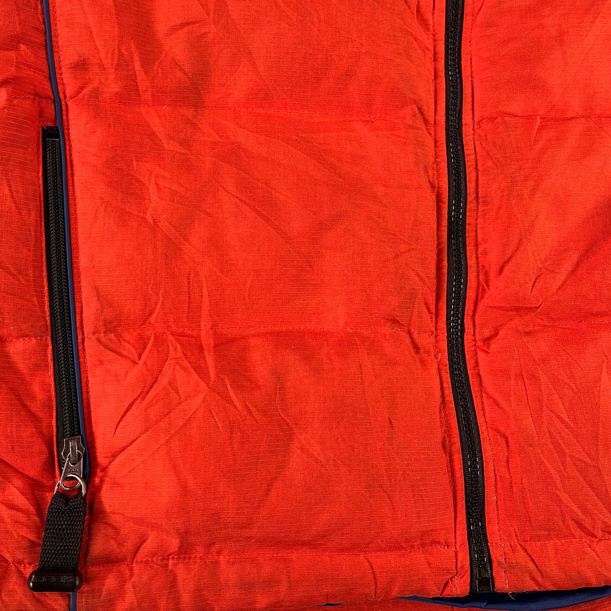 Vintage Nike ACG puffer vest L