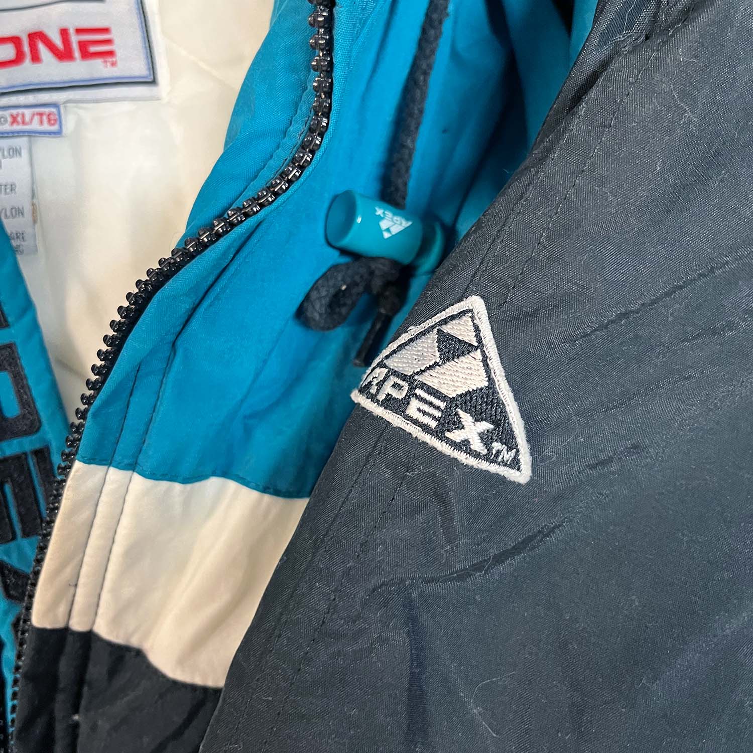 Vintage Apex Jacksonville Jaguars puffer jacket M