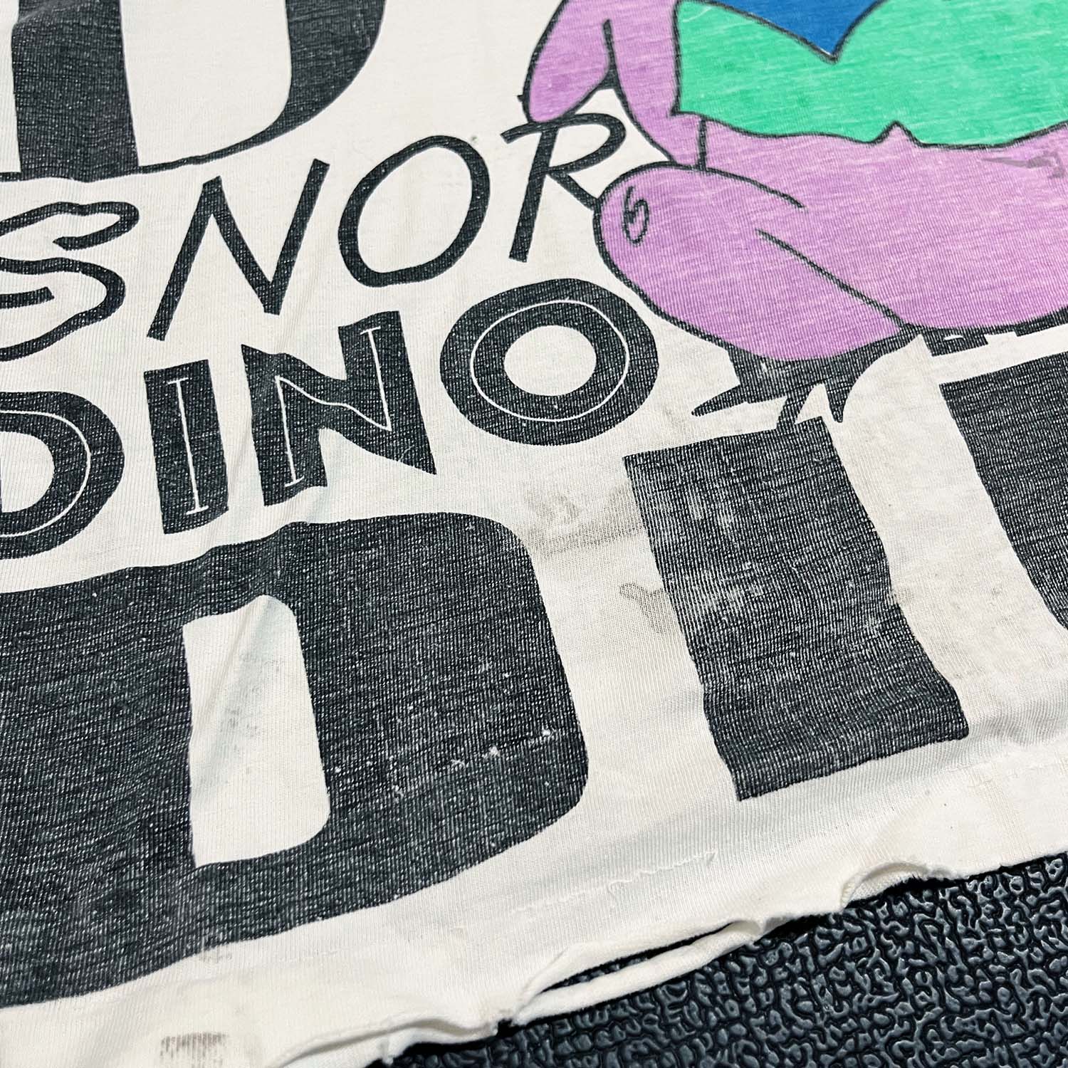 1994 Dino Flintstones thrashed big print tee XL
