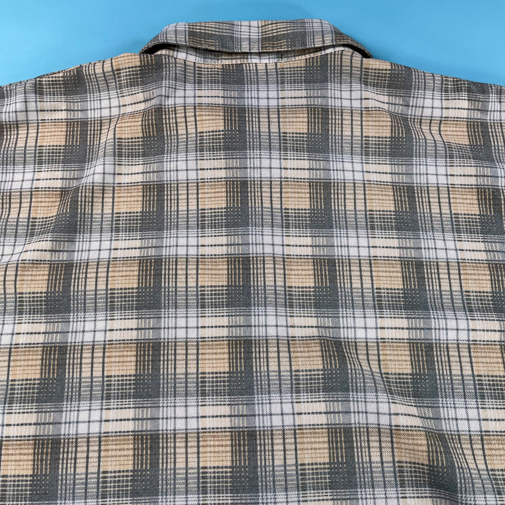 Vintage thin button up shirt L/XL