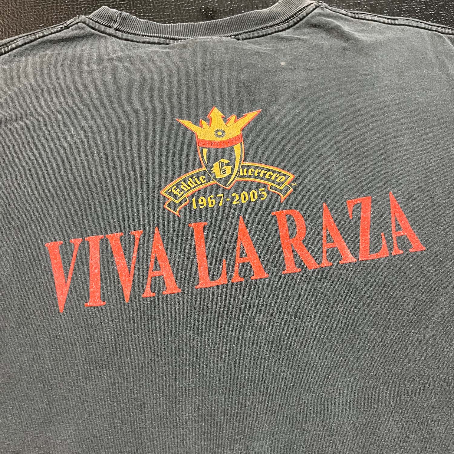 2005 Eddie Guerrero Viva La Raza tee M