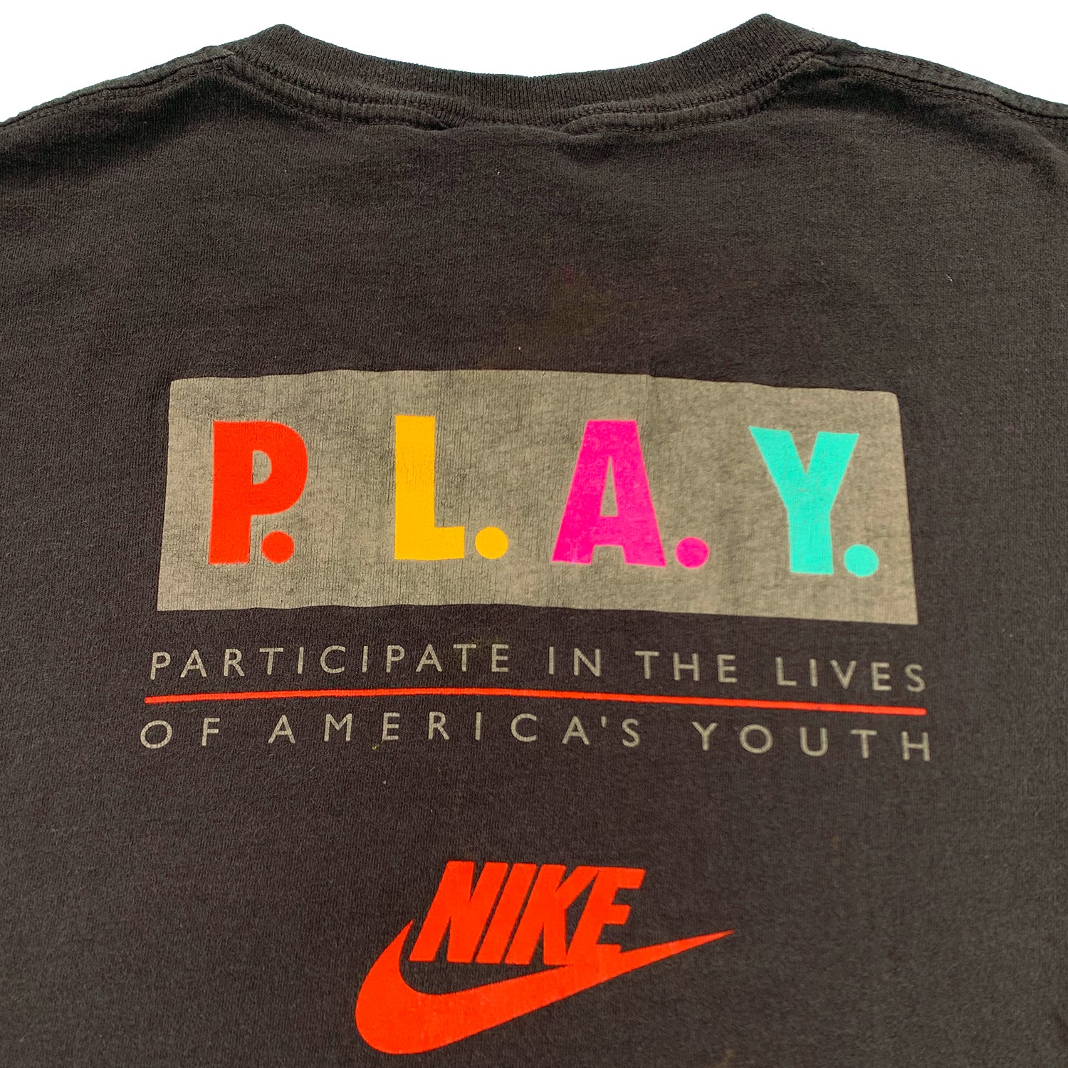 '90s Nike P.L.A.Y. painted tee L/XL